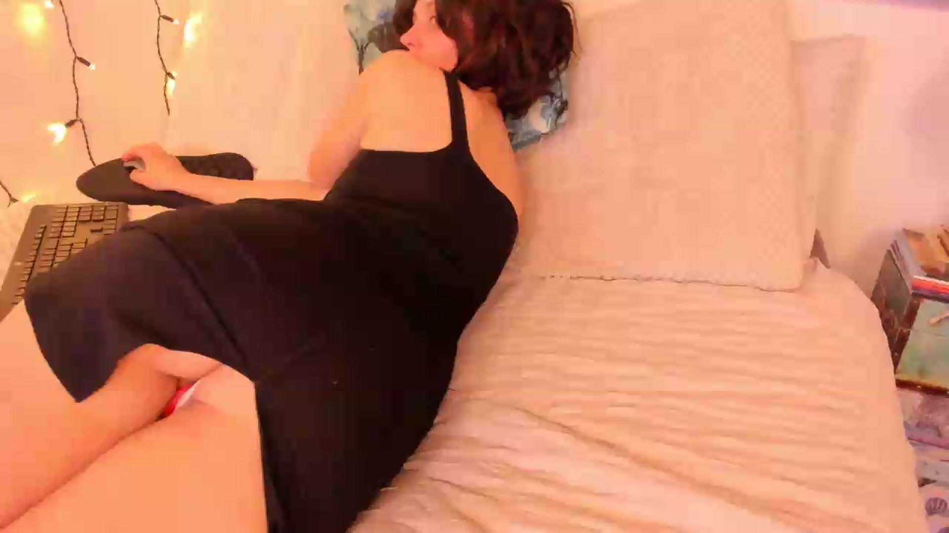 Gallery image thumbnail from Jocelynsexy's myfreecams stream on, 08/17/2026, 01:12 image 1 of 20