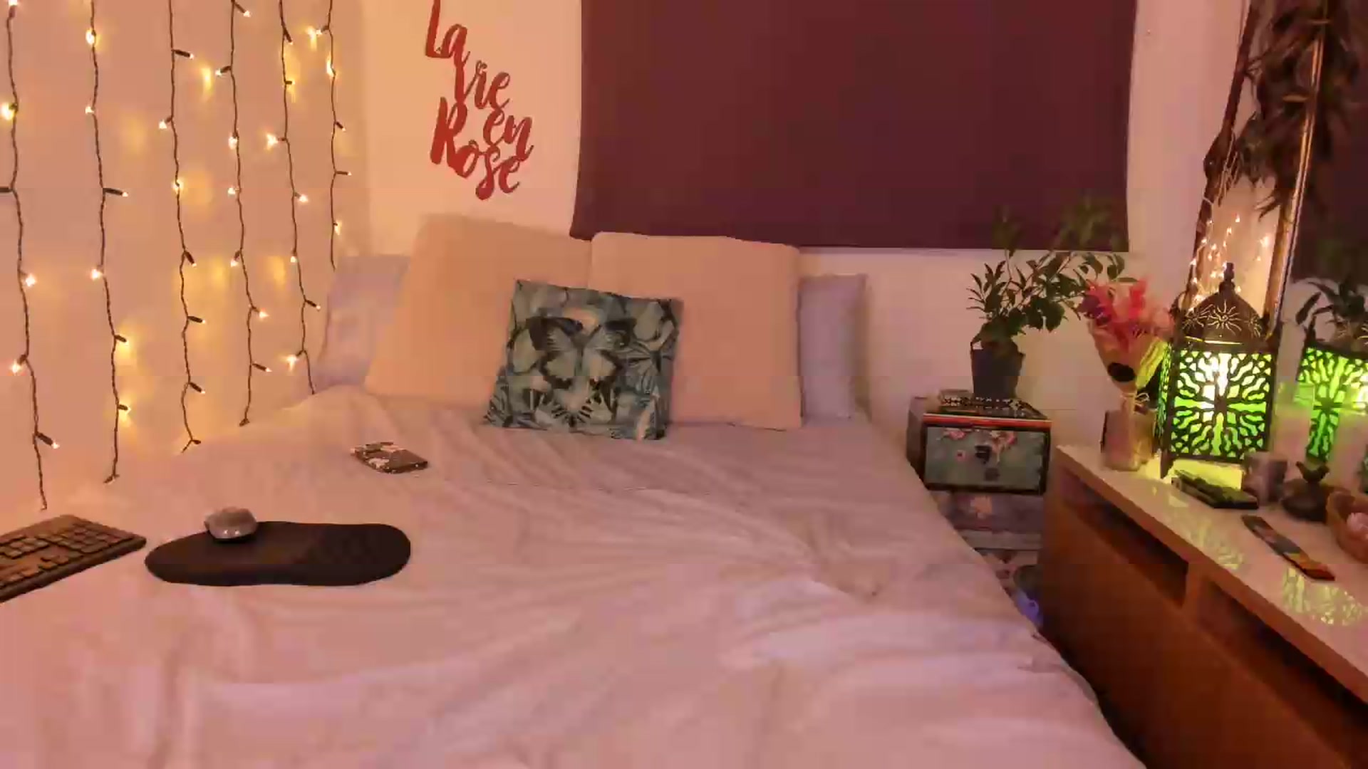 Gallery image thumbnail from Jocelynsexy's myfreecams stream on, 08/28/2026, 22:23 image 7 of 20