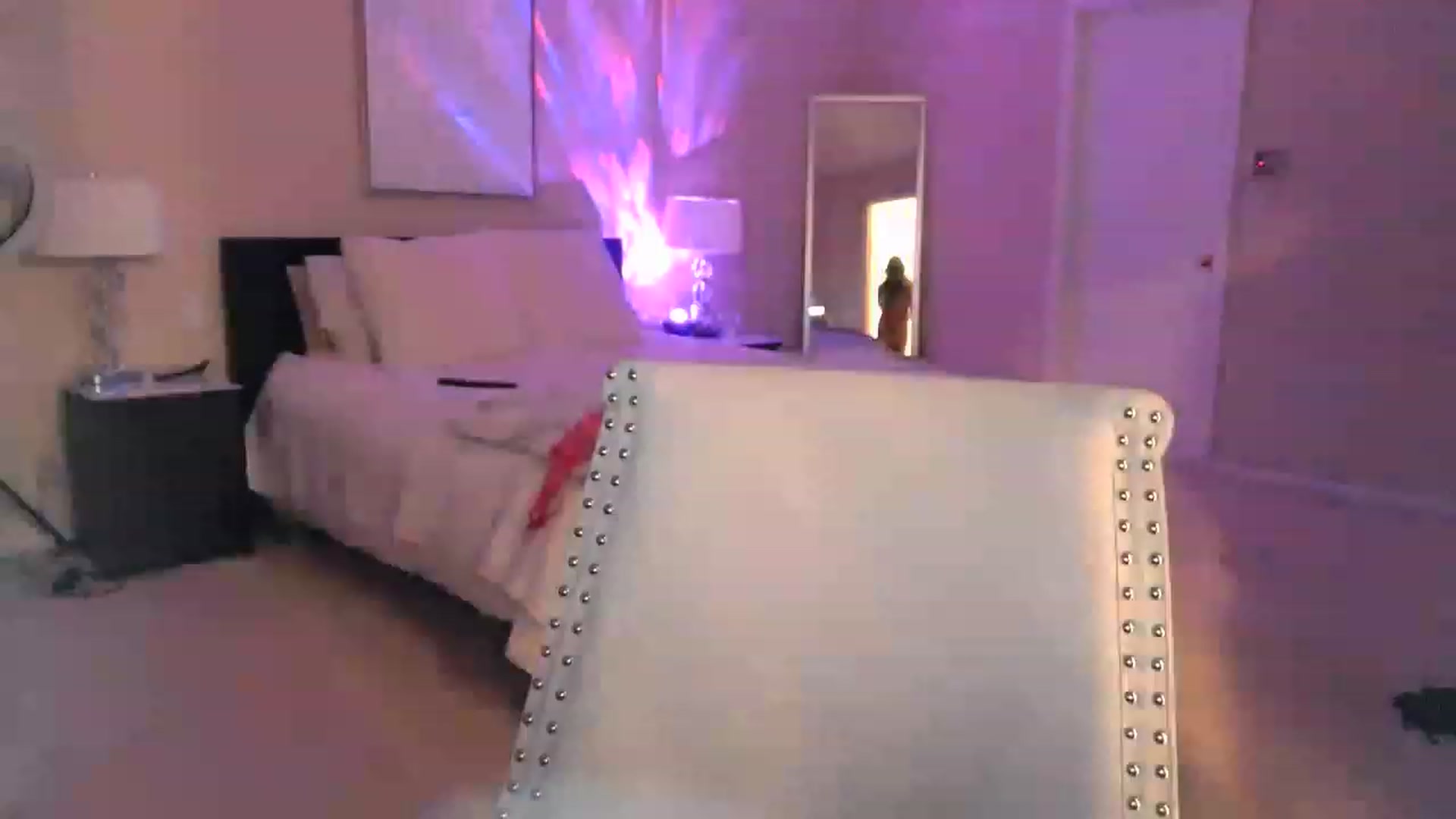 Gallery image thumbnail from Jojocakesxo's myfreecams stream on, 04/25/2023, 04:19 image 11 of 20