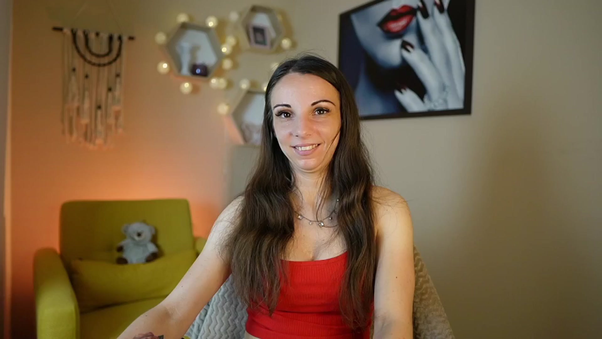 Gallery image thumbnail from Jolee_Love's myfreecams stream on, 06/24/2024, 10:12 image 4 of 20