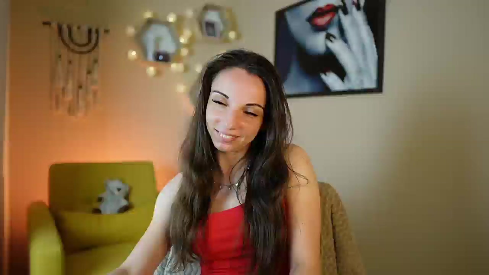Gallery image thumbnail from Jolee_Love's myfreecams stream on, 06/24/2024, 11:39 image 16 of 20