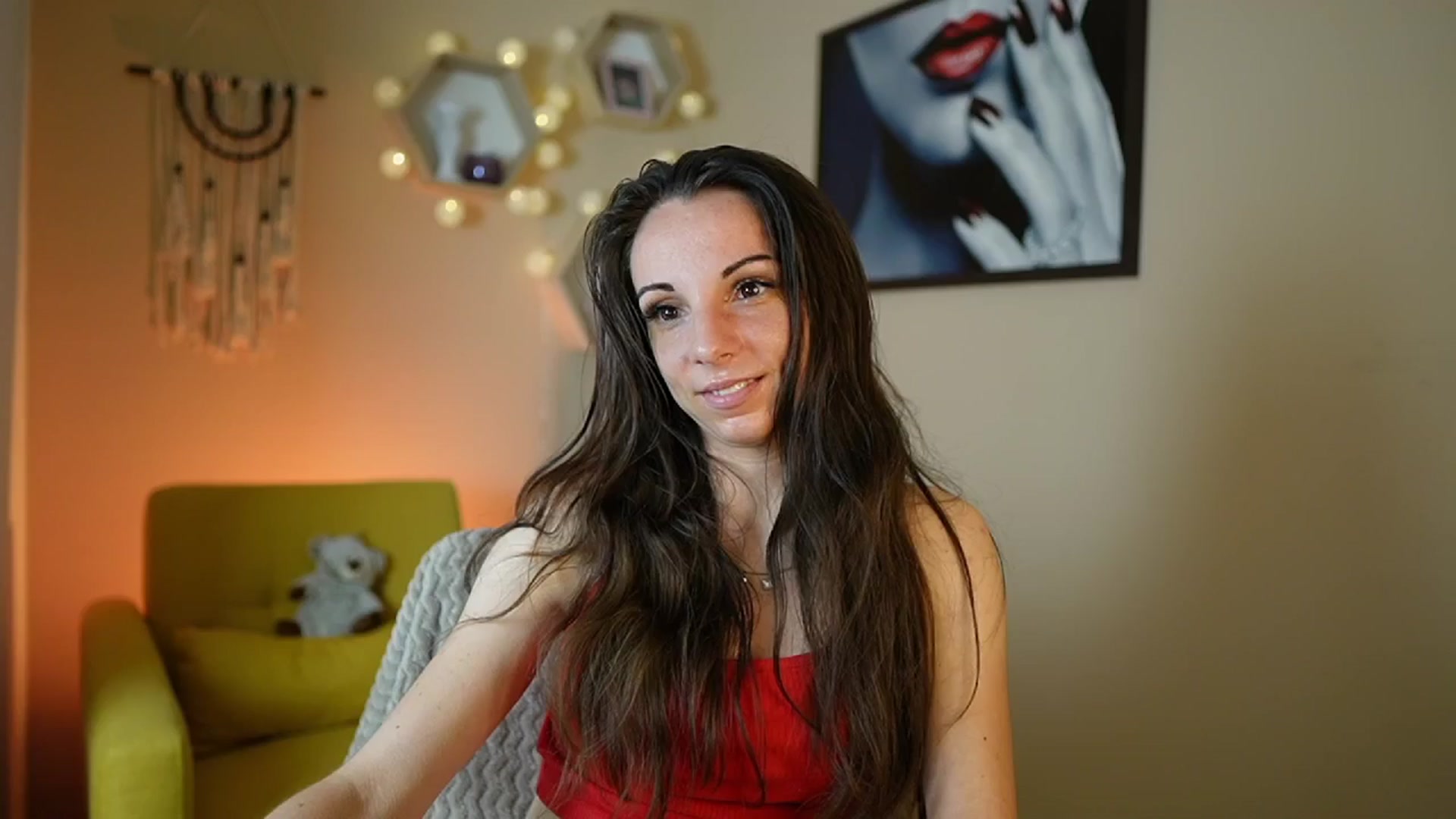 Gallery image thumbnail from Jolee_Love's myfreecams stream on, 06/24/2024, 13:01 image 9 of 20