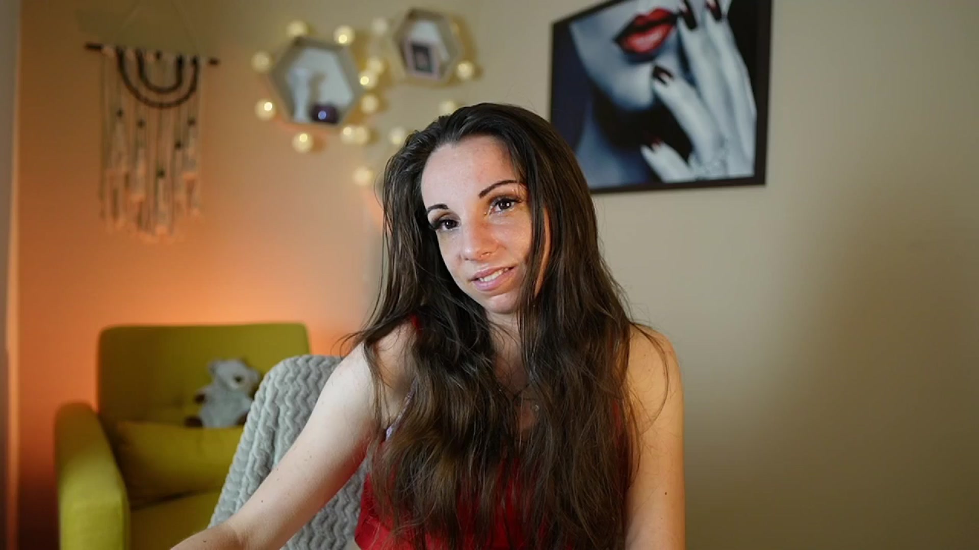 Gallery image thumbnail from Jolee_Love's myfreecams stream on, 06/24/2024, 13:01 image 4 of 20