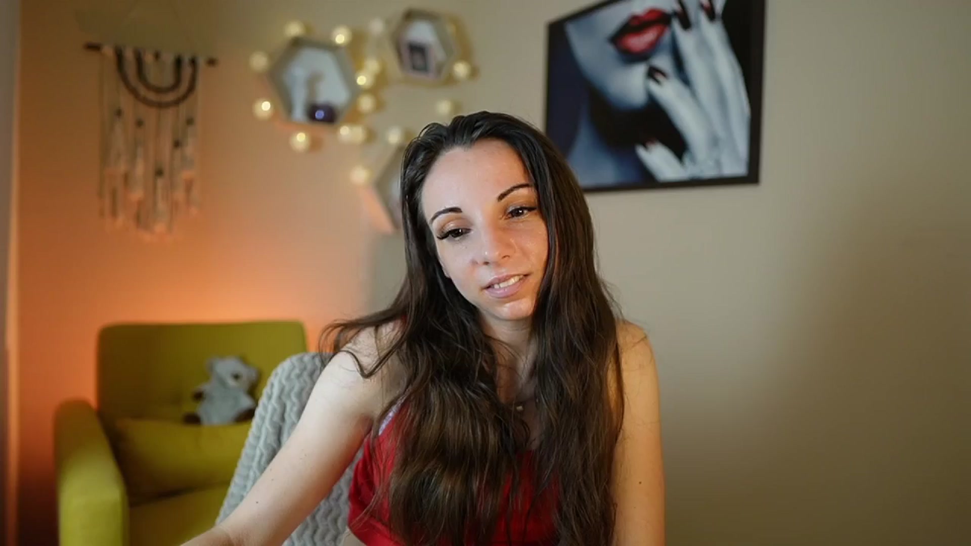 Gallery image thumbnail from Jolee_Love's myfreecams stream on, 06/24/2024, 13:01 image 12 of 20
