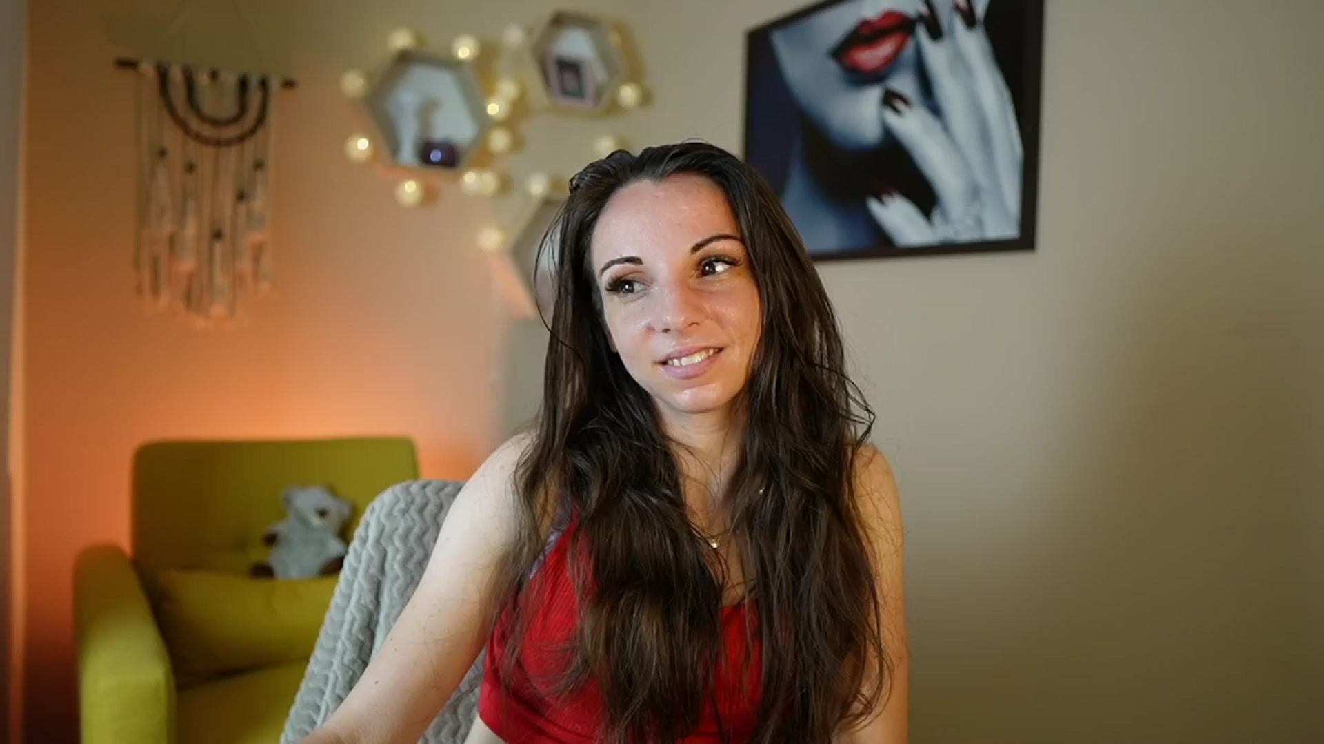 Gallery image thumbnail from Jolee_Love's myfreecams stream on, 06/24/2024, 13:01 image 13 of 20