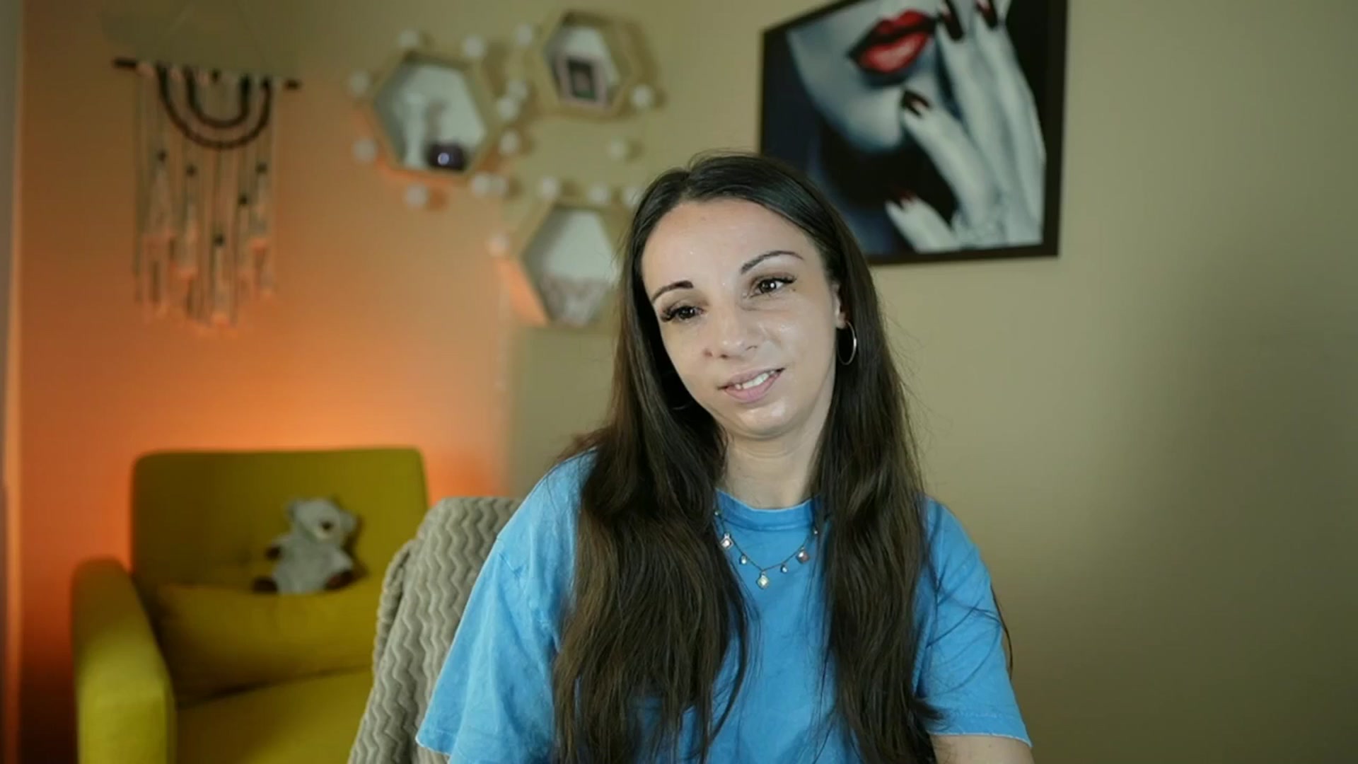 Gallery image thumbnail from Jolee_Love's myfreecams stream on, 06/25/2024, 09:07 image 1 of 20