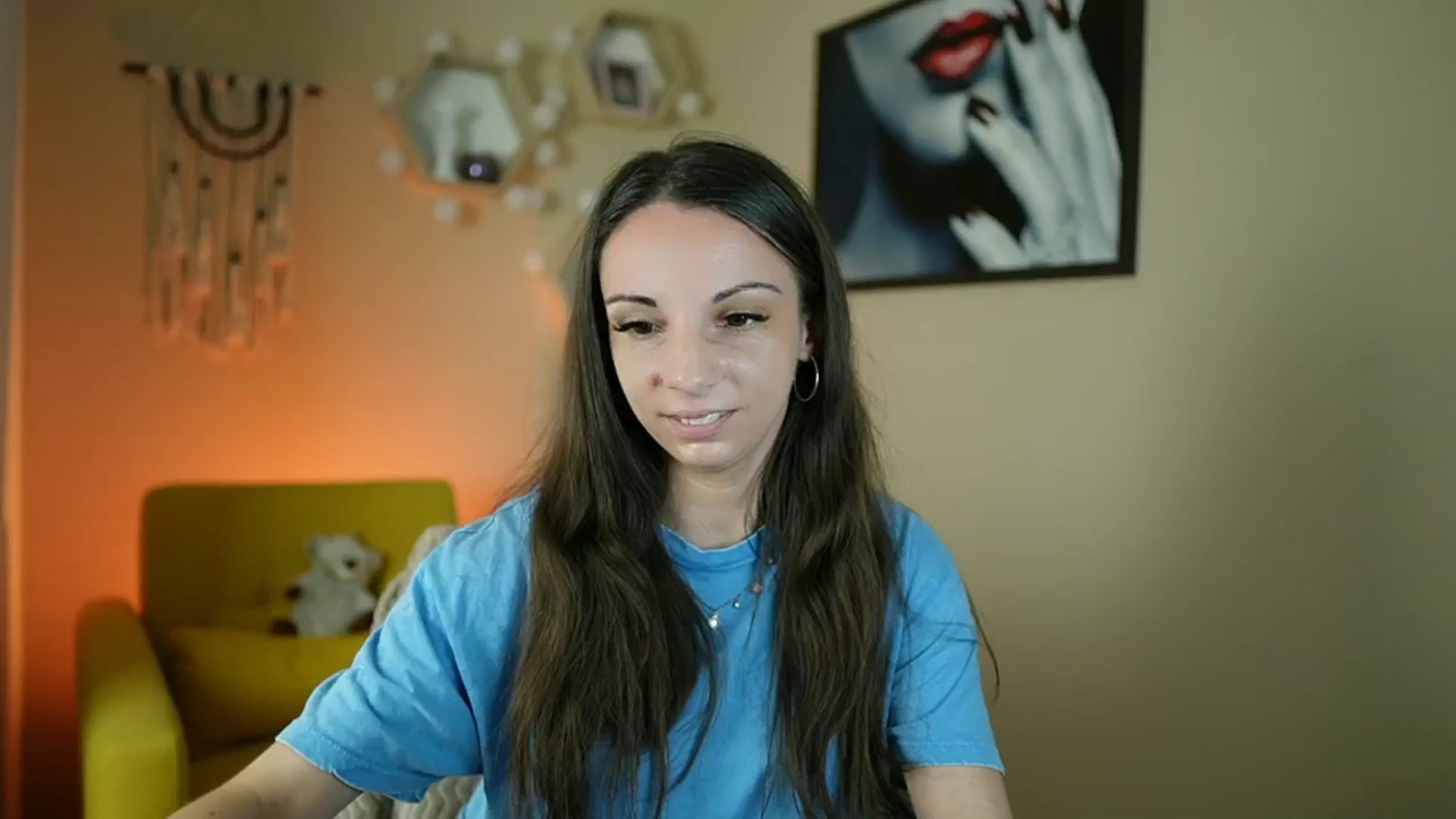 Gallery image thumbnail from Jolee_Love's myfreecams stream on, 06/25/2024, 09:07 image 3 of 20