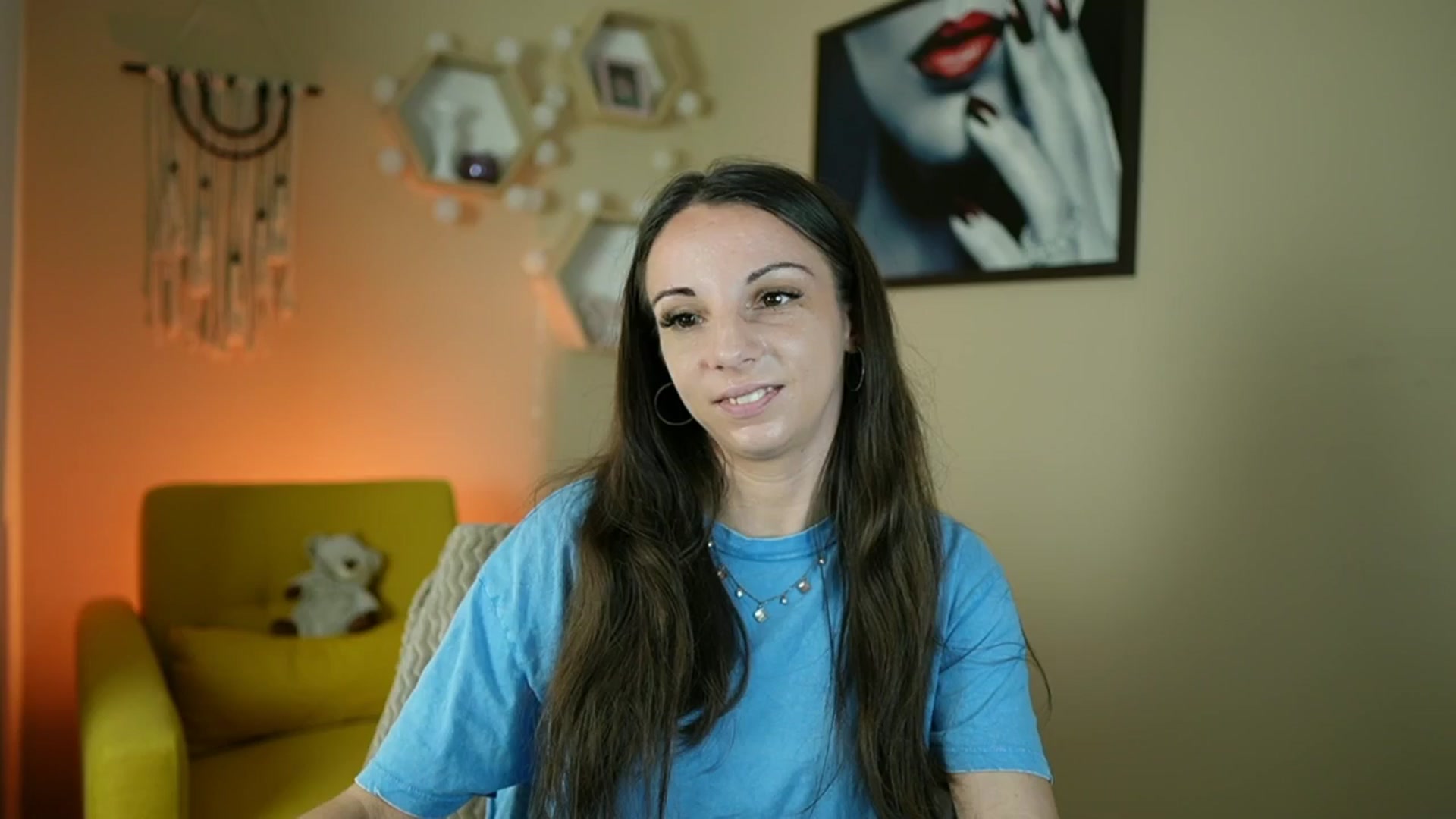 Gallery image thumbnail from Jolee_Love's myfreecams stream on, 06/25/2024, 09:07 image 5 of 20