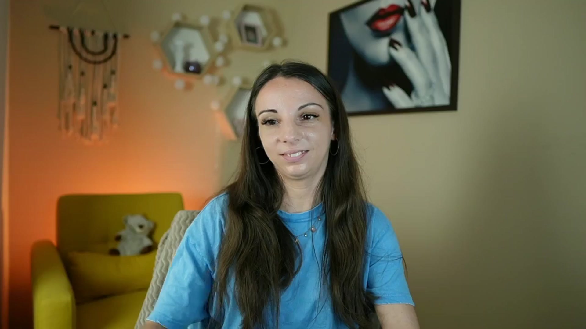Gallery image thumbnail from Jolee_Love's myfreecams stream on, 06/25/2024, 09:07 image 13 of 20