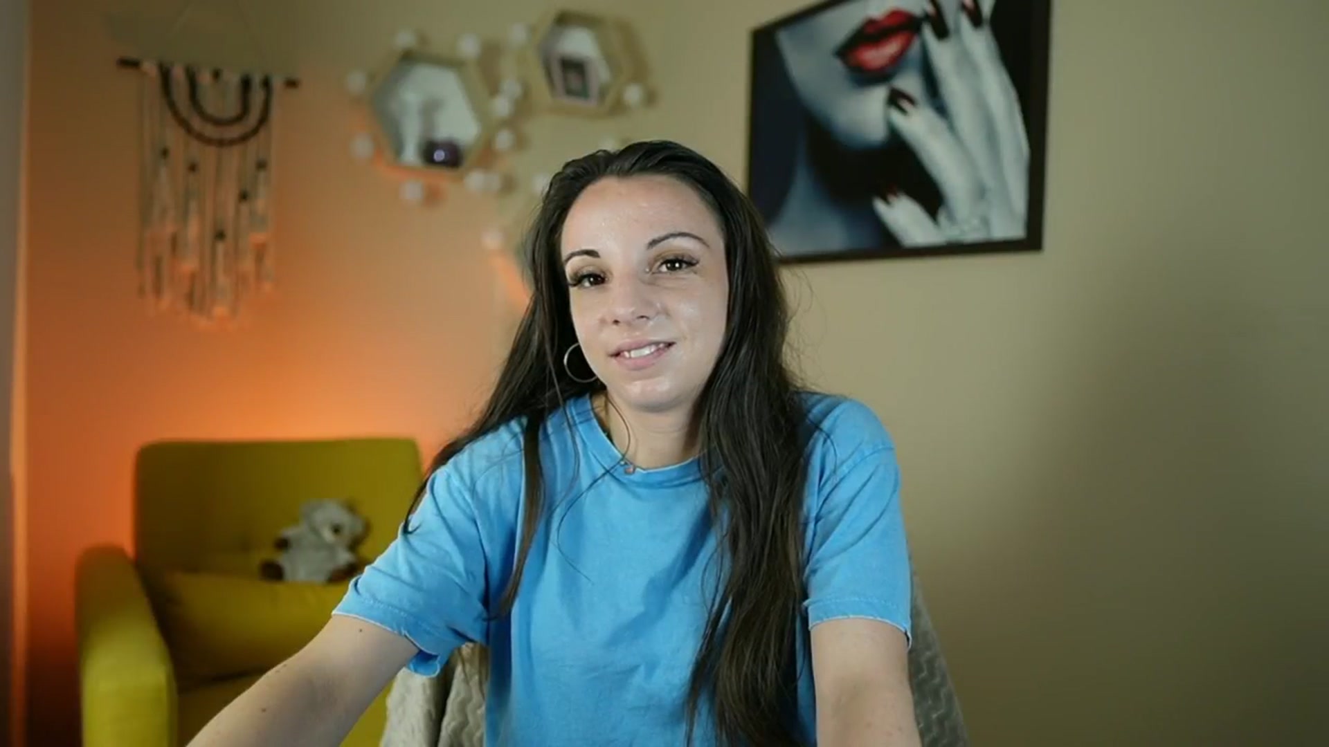 Gallery image thumbnail from Jolee_Love's myfreecams stream on, 06/25/2024, 10:34 image 20 of 20