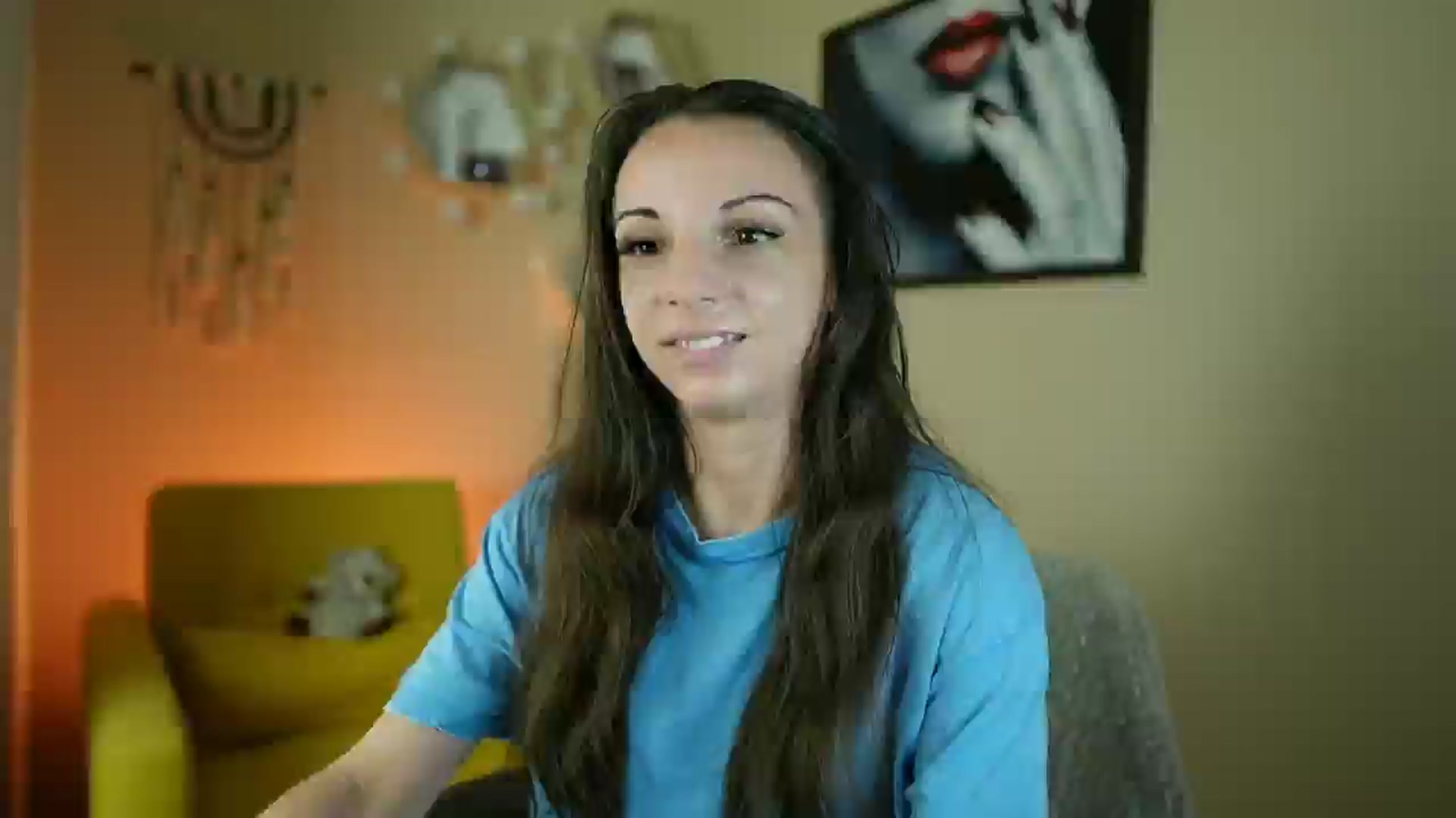 Gallery image thumbnail from Jolee_Love's myfreecams stream on, 06/25/2024, 11:08 image 2 of 20