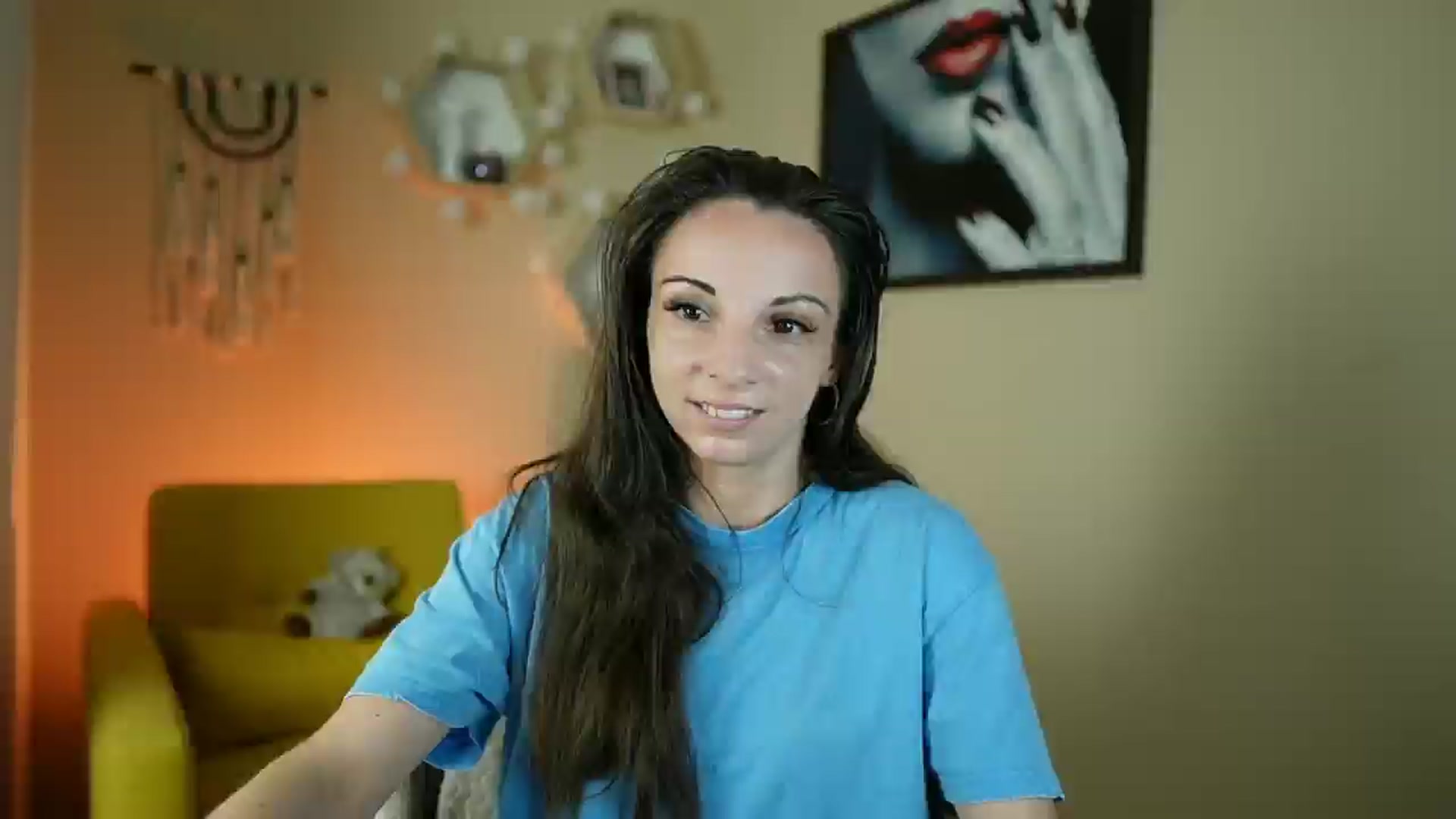 Gallery image thumbnail from Jolee_Love's myfreecams stream on, 06/25/2024, 12:02 image 7 of 20