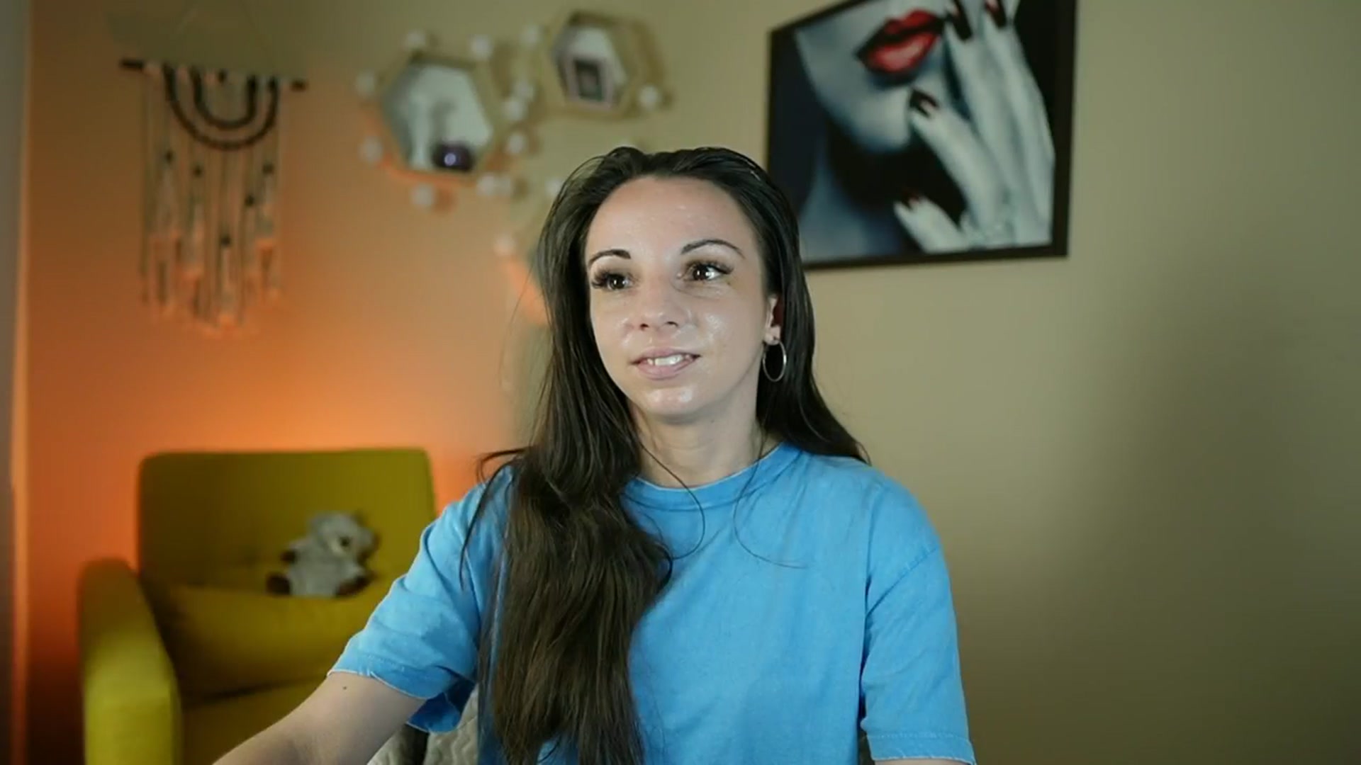 Gallery image thumbnail from Jolee_Love's myfreecams stream on, 06/25/2024, 12:02 image 6 of 20