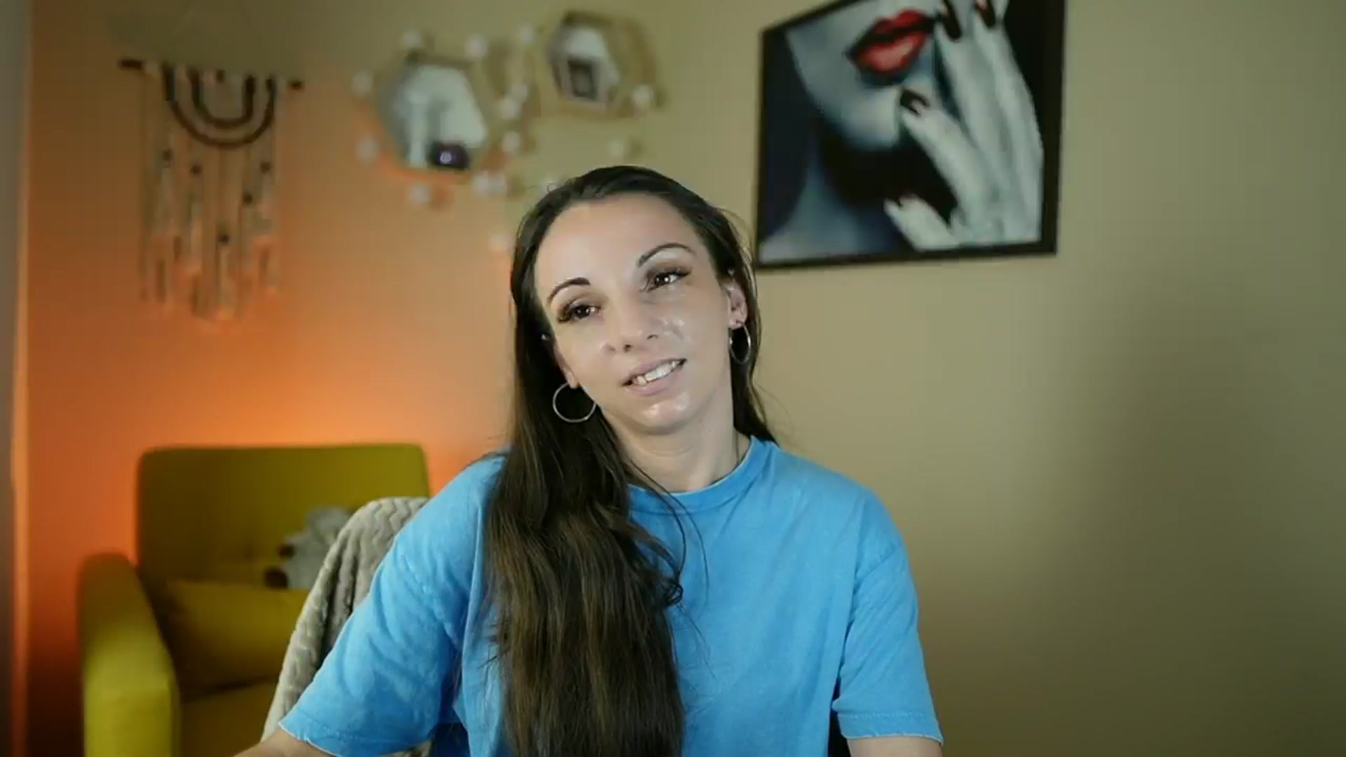 Gallery image thumbnail from Jolee_Love's myfreecams stream on, 06/25/2024, 12:45 image 11 of 20