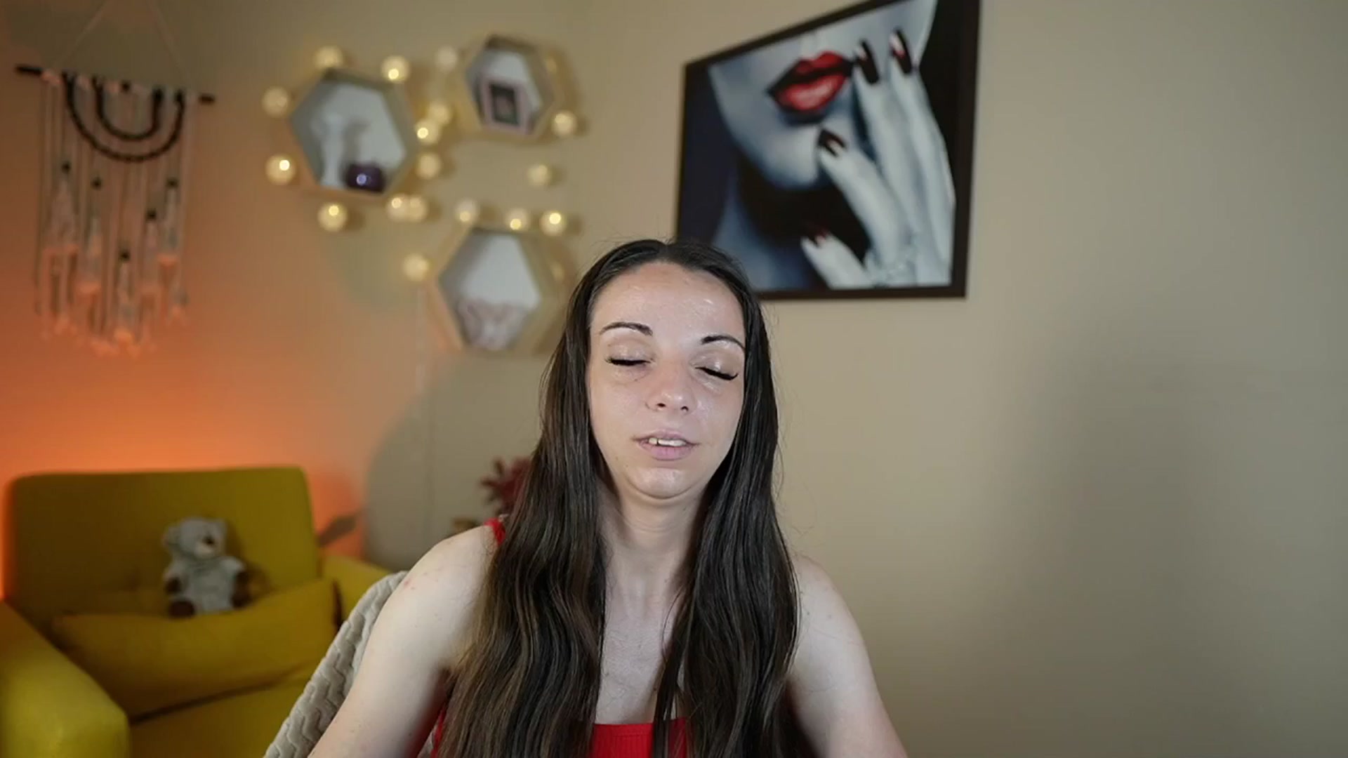 Gallery image thumbnail from Jolee_Love's myfreecams stream on, 07/01/2024, 09:09 image 8 of 20