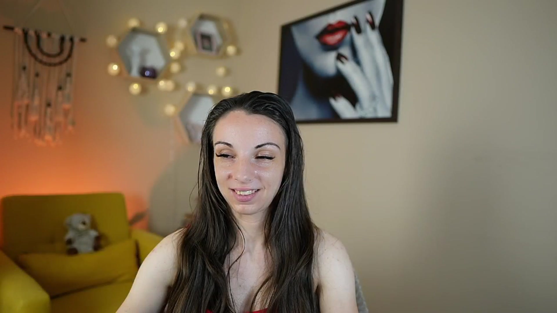 Gallery image thumbnail from Jolee_Love's myfreecams stream on, 07/01/2024, 10:53 image 19 of 20