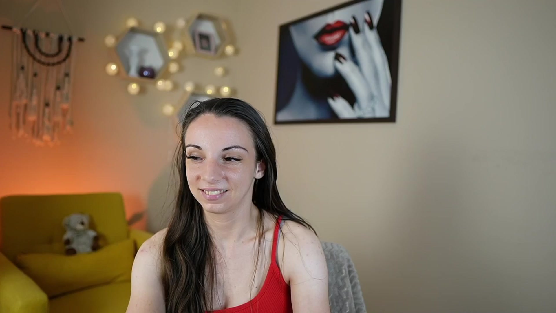Gallery image thumbnail from Jolee_Love's myfreecams stream on, 07/01/2024, 12:55 image 17 of 20