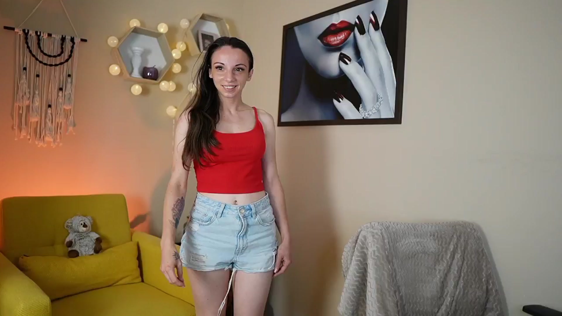 Gallery image thumbnail from Jolee_Love's myfreecams stream on, 07/01/2024, 12:55 image 14 of 20