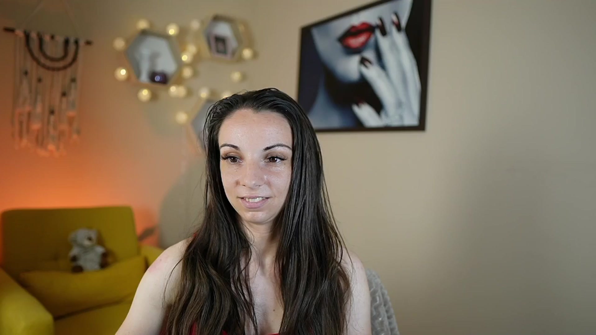 Gallery image thumbnail from Jolee_Love's myfreecams stream on, 07/01/2024, 12:55 image 8 of 20