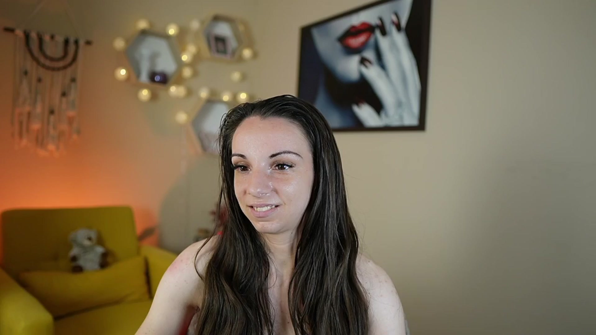 Gallery image thumbnail from Jolee_Love's myfreecams stream on, 07/01/2024, 12:55 image 5 of 20
