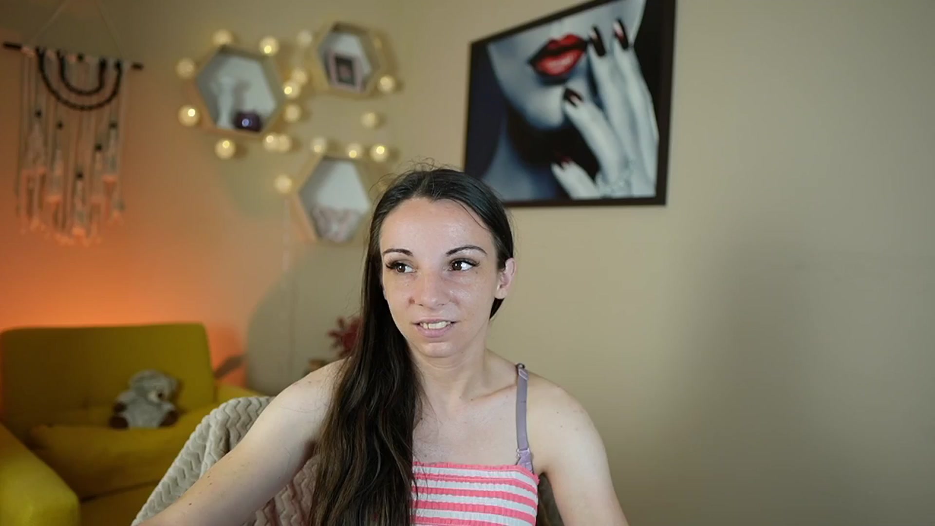 Gallery image thumbnail from Jolee_Love's myfreecams stream on, 07/02/2024, 11:58 image 7 of 20