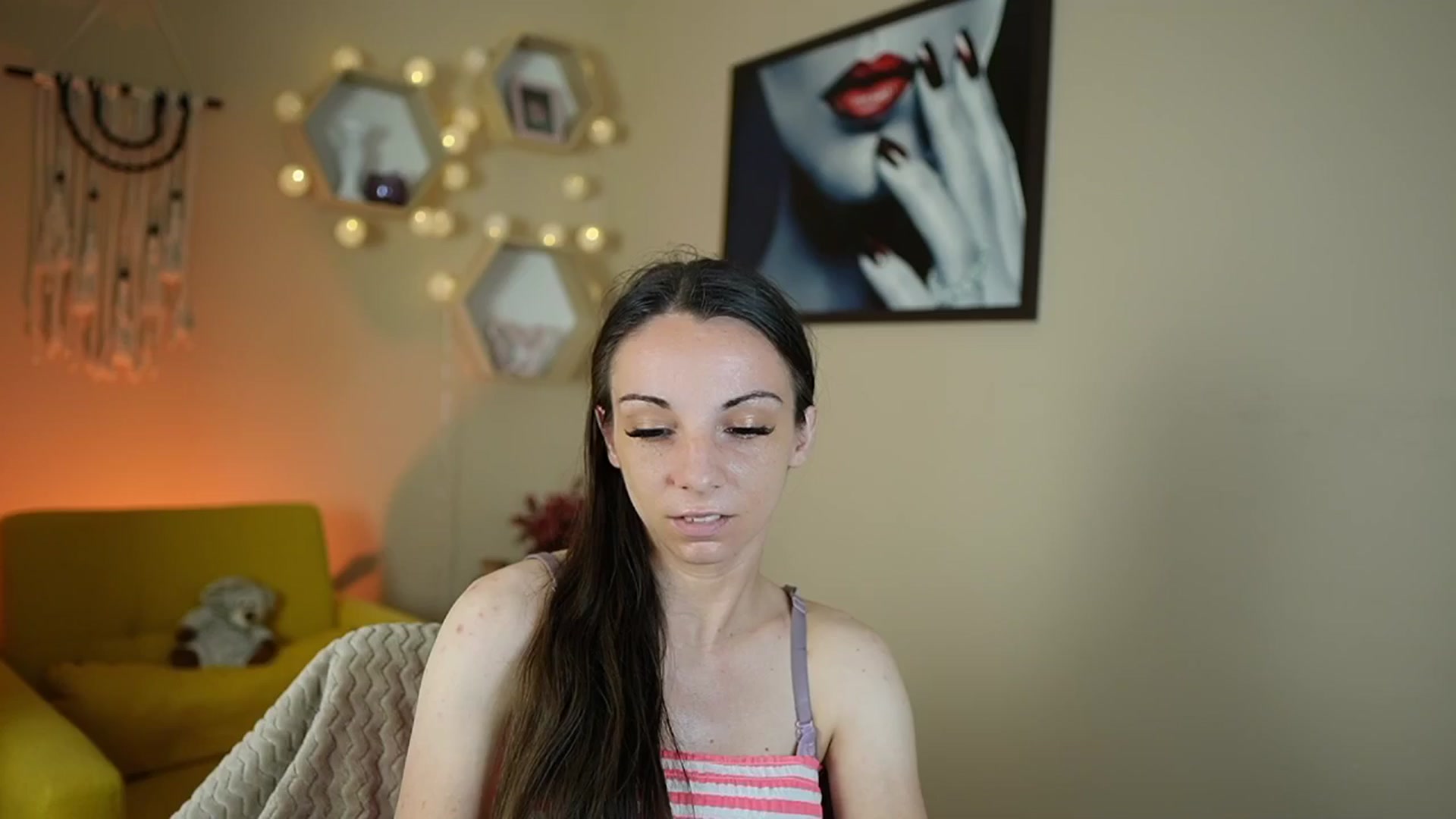 Gallery image thumbnail from Jolee_Love's myfreecams stream on, 07/02/2024, 11:58 image 4 of 20