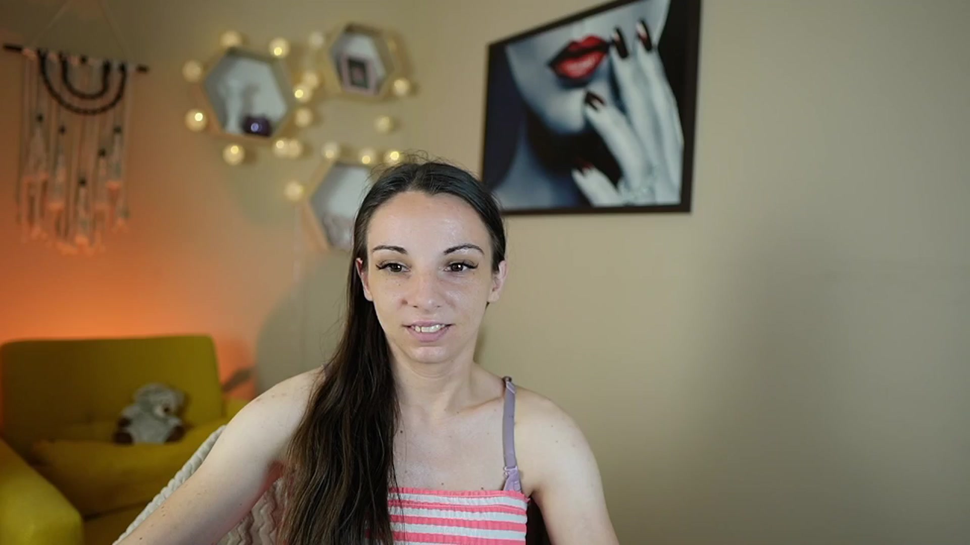 Gallery image thumbnail from Jolee_Love's myfreecams stream on, 07/02/2024, 11:58 image 3 of 20