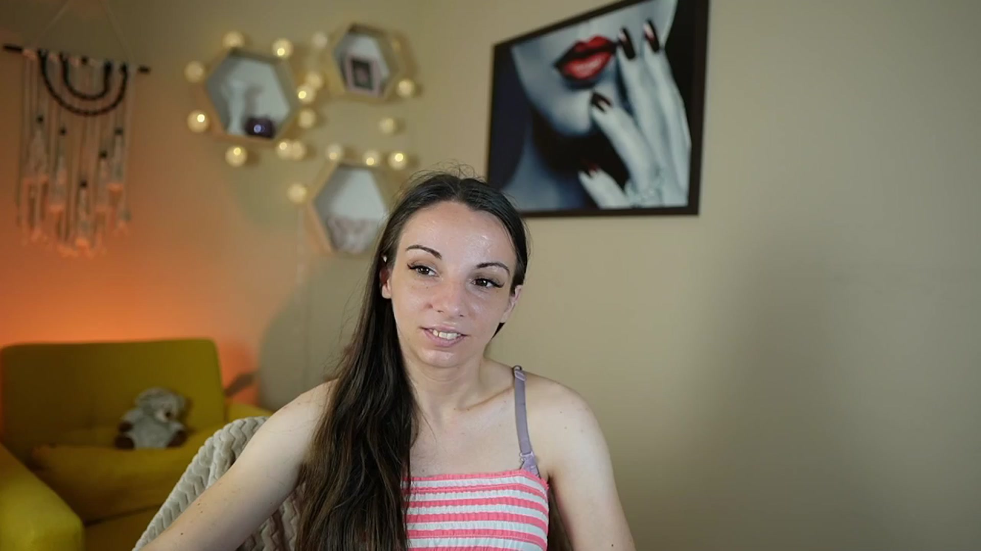 Gallery image thumbnail from Jolee_Love's myfreecams stream on, 07/02/2024, 11:58 image 8 of 20