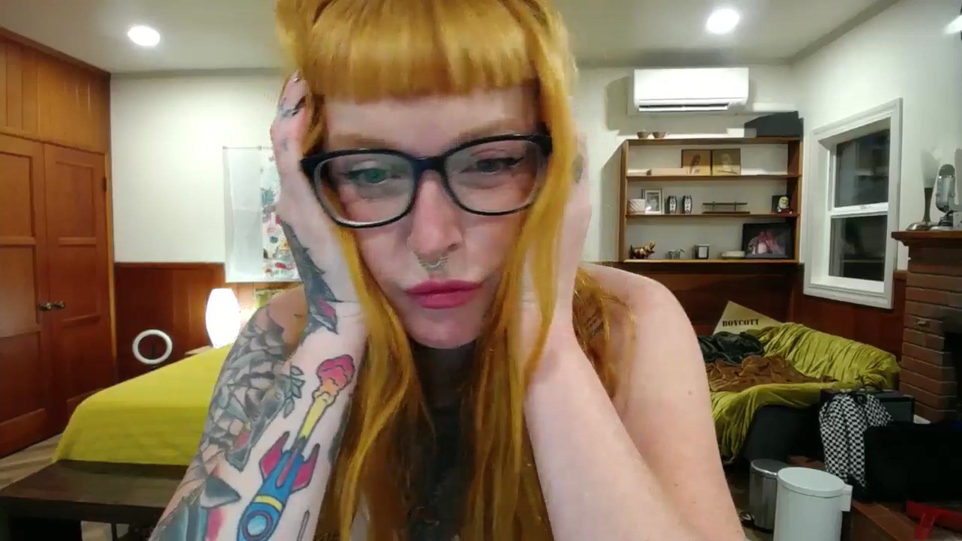 Gallery image thumbnail from JoleneBrody's myfreecams stream on, 07/01/2025, 04:48 image 8 of 20