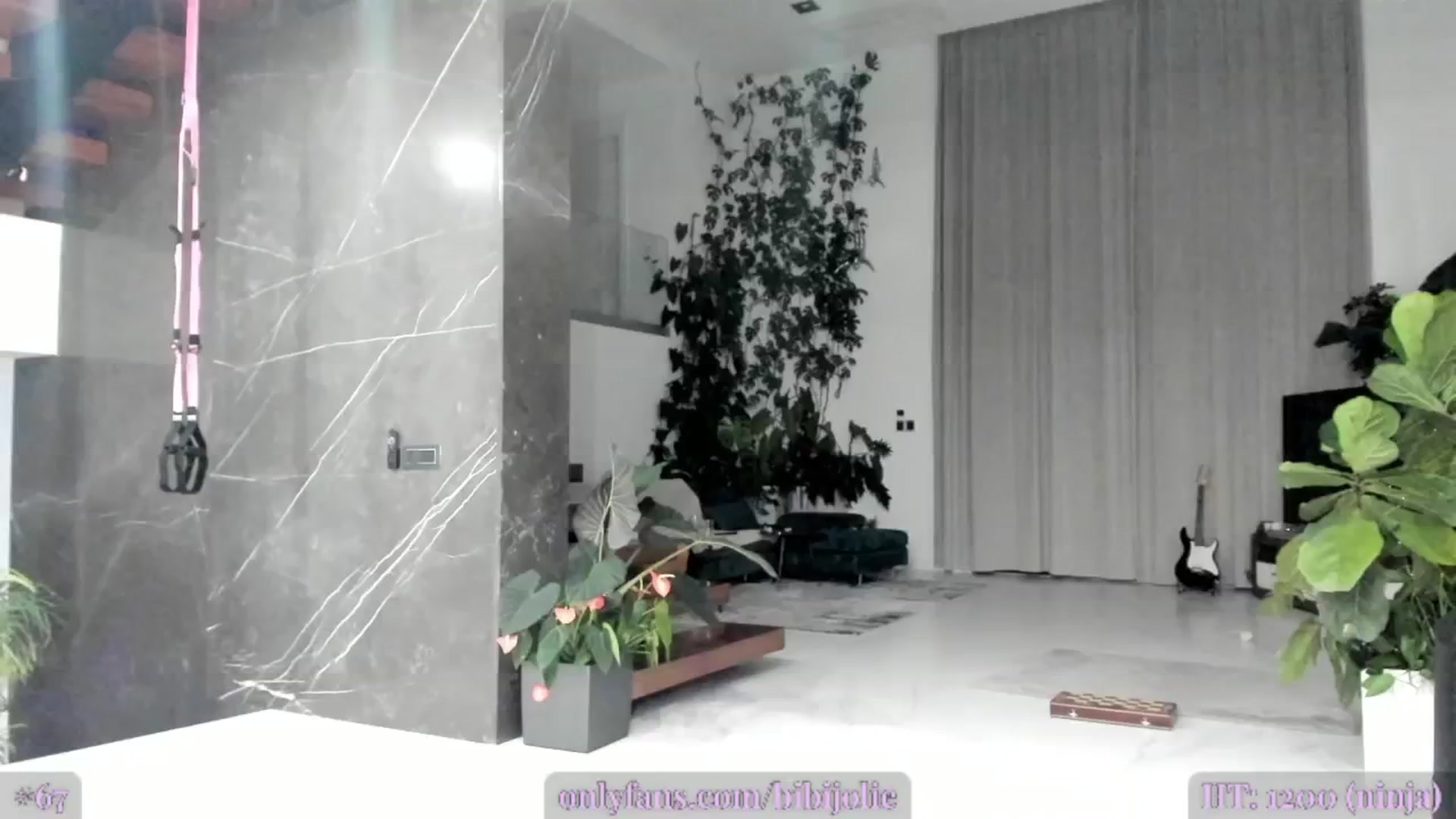 Gallery image thumbnail from JolieLouWho's myfreecams stream on, 12/19/2024, 02:34 image 13 of 20