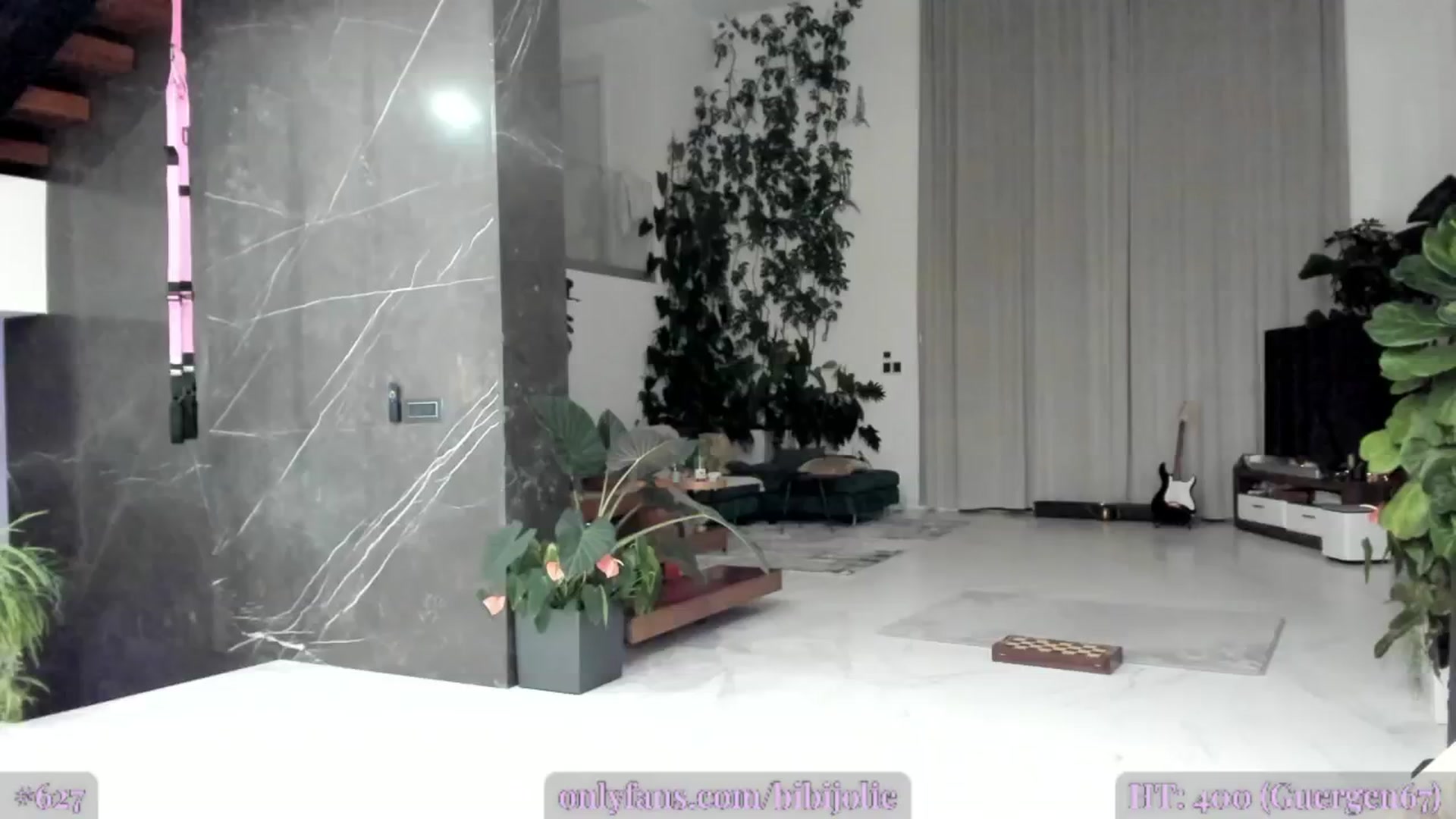 Gallery image thumbnail from JolieLouWho's myfreecams stream on, 02/01/2025, 02:15 image 10 of 20