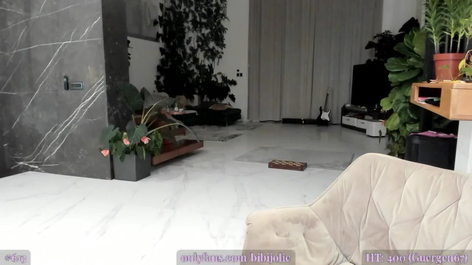 Gallery image thumbnail from JolieLouWho's myfreecams stream on, 02/01/2025, 02:15 image 16 of 20