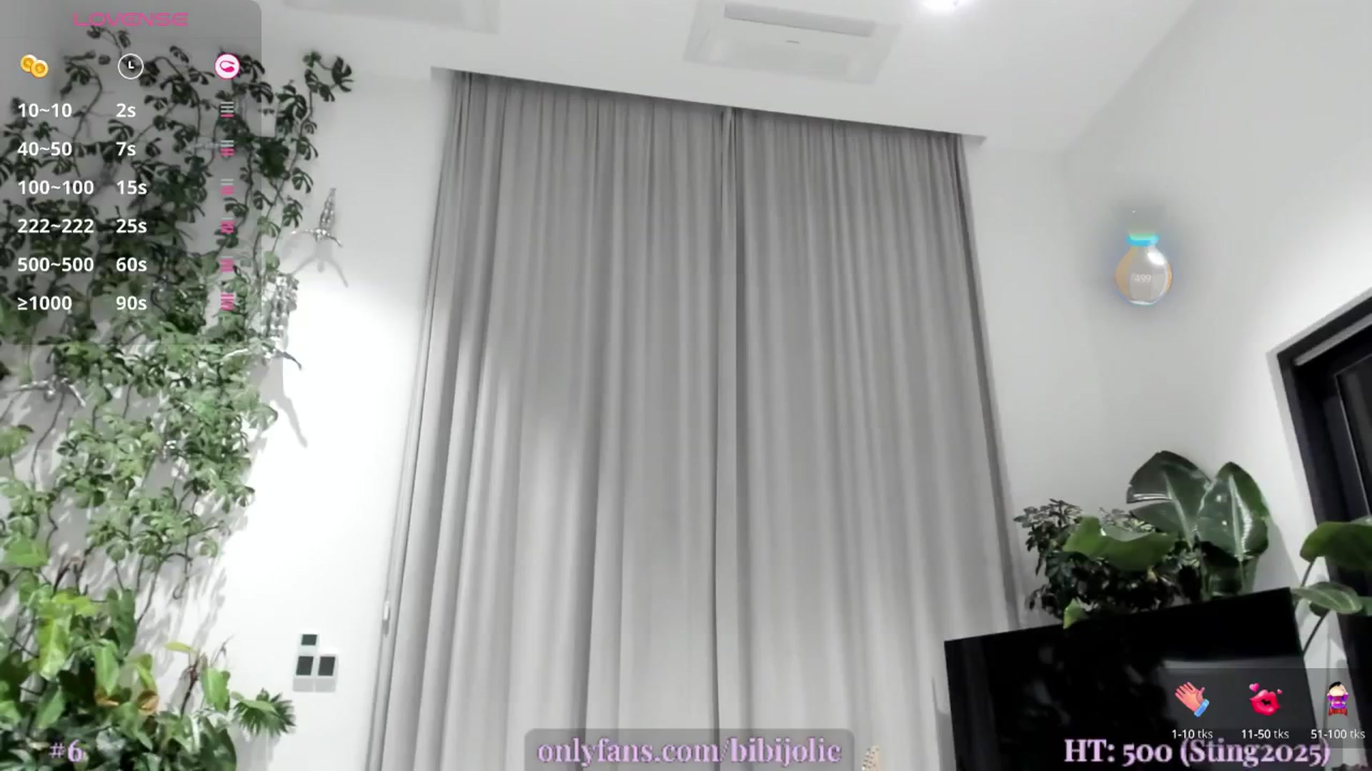 Gallery image thumbnail from JolieLouWho's myfreecams stream on, 02/06/2025, 05:09 image 13 of 20