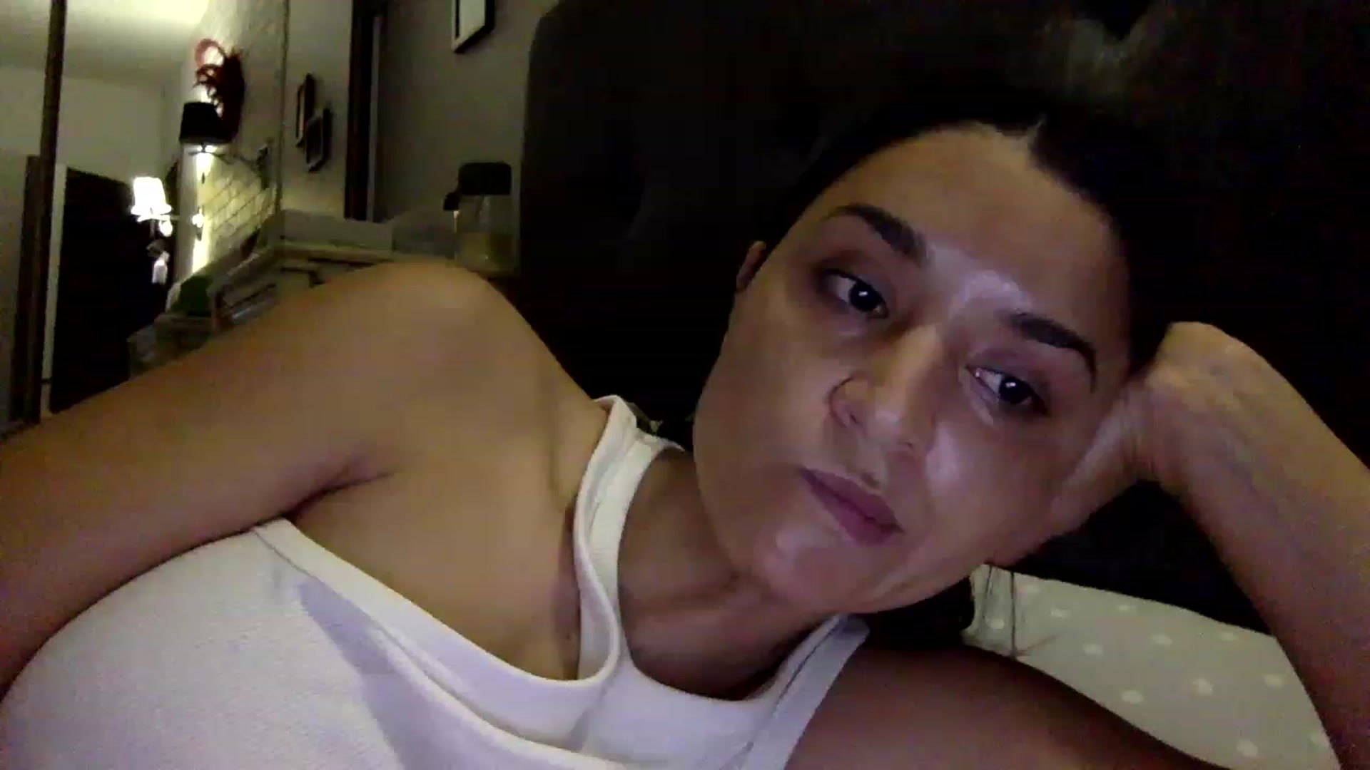 Gallery image thumbnail from JolyBoss's myfreecams stream on, 12/25/2022, 23:25 image 7 of 20