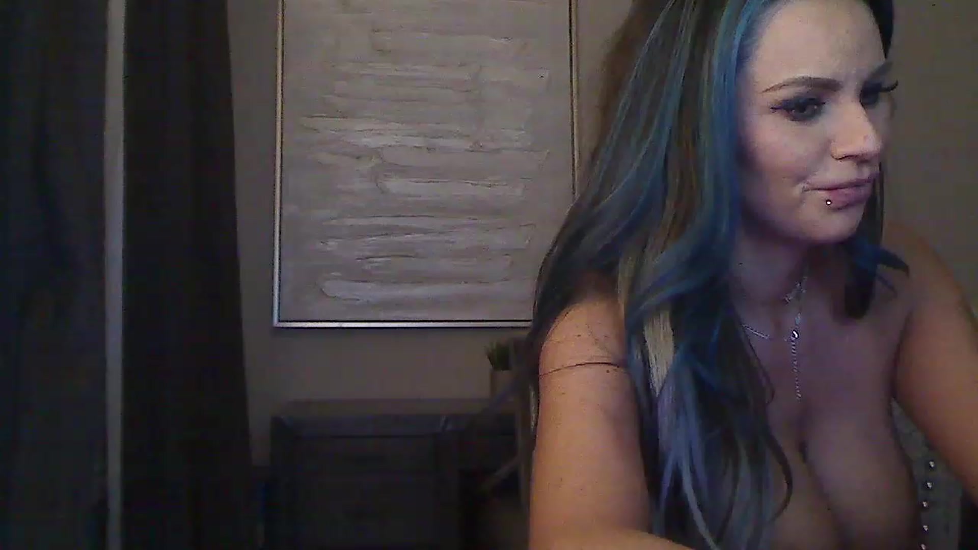 Gallery image thumbnail from JordanLane's myfreecams stream on, 05/18/2023, 04:20 image 8 of 20