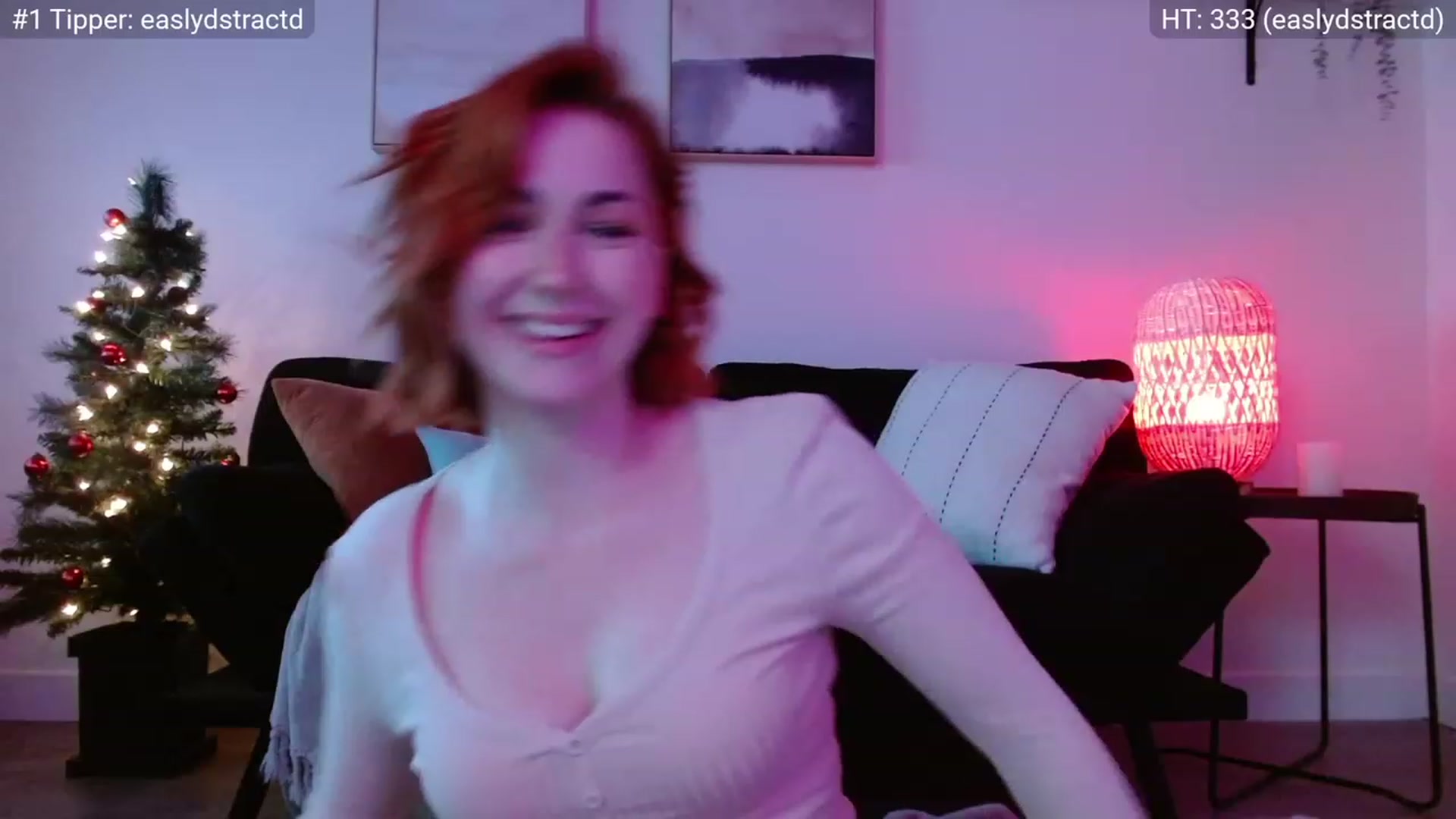 Gallery image thumbnail from JordynJaci's myfreecams stream on, 12/06/2022, 17:50 image 18 of 20