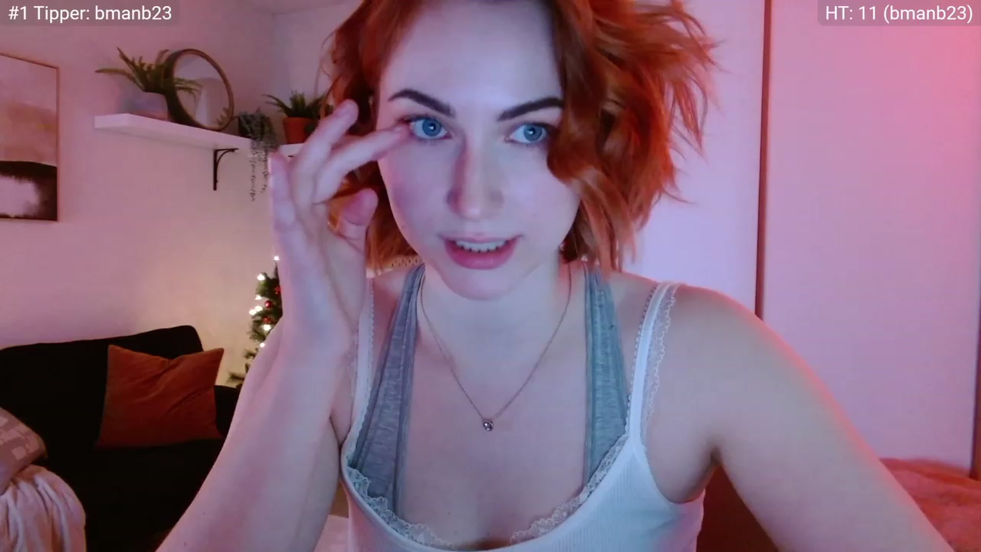Gallery image thumbnail from JordynJaci's myfreecams stream on, 12/19/2022, 20:17 image 1 of 20