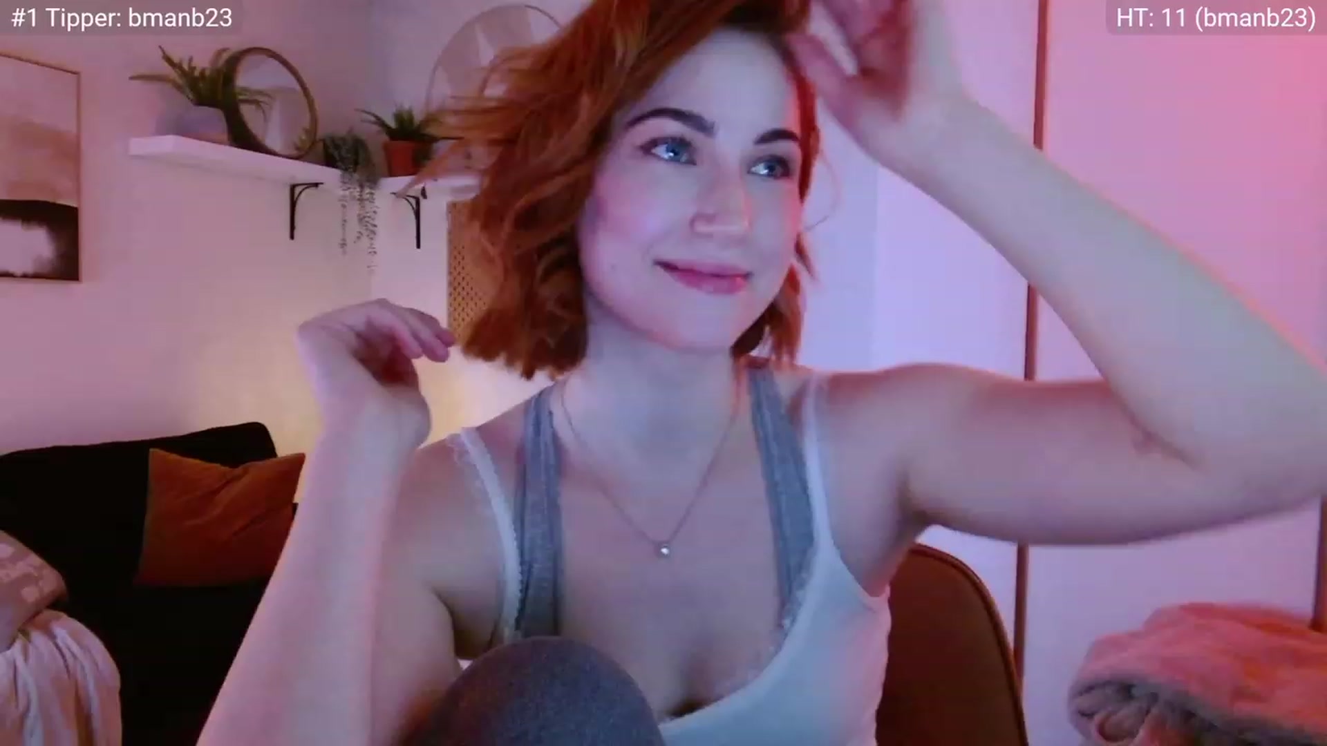 Gallery image thumbnail from JordynJaci's myfreecams stream on, 12/19/2022, 20:17 image 20 of 20