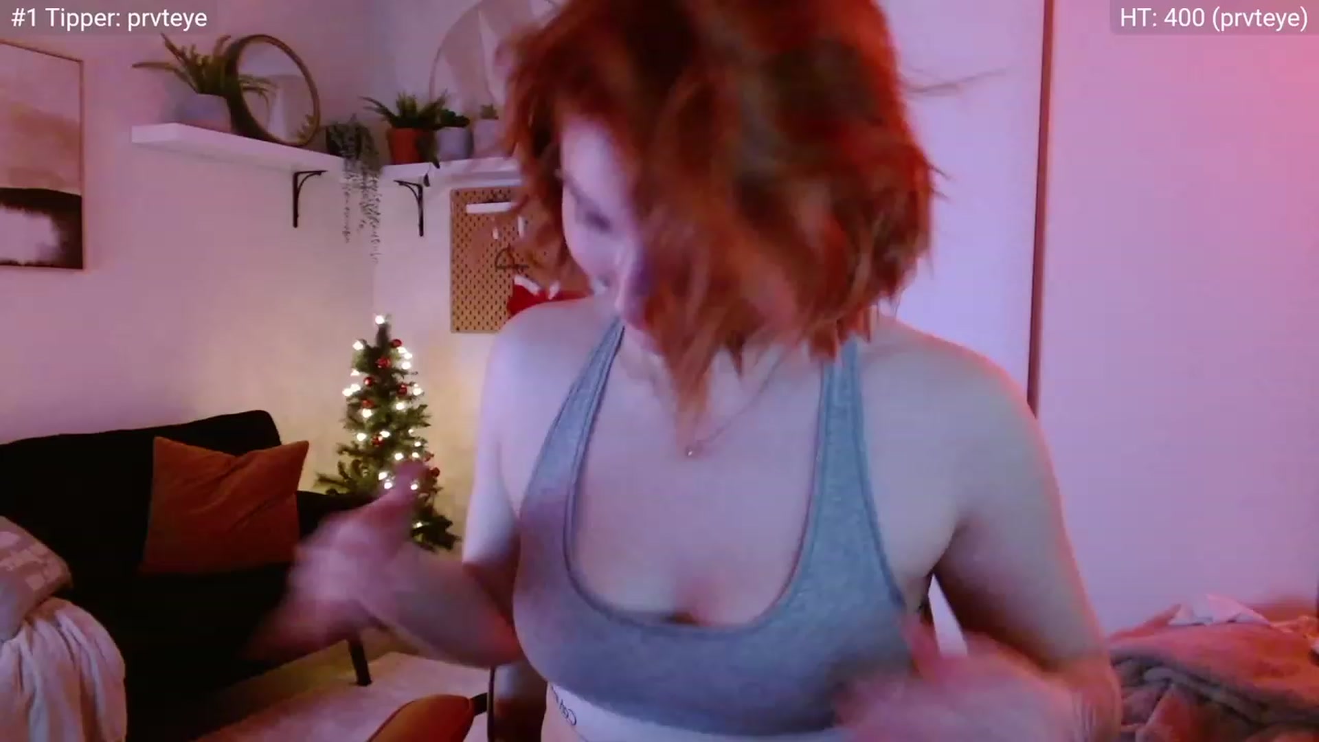 Gallery image thumbnail from JordynJaci's myfreecams stream on, 12/19/2022, 22:39 image 6 of 20