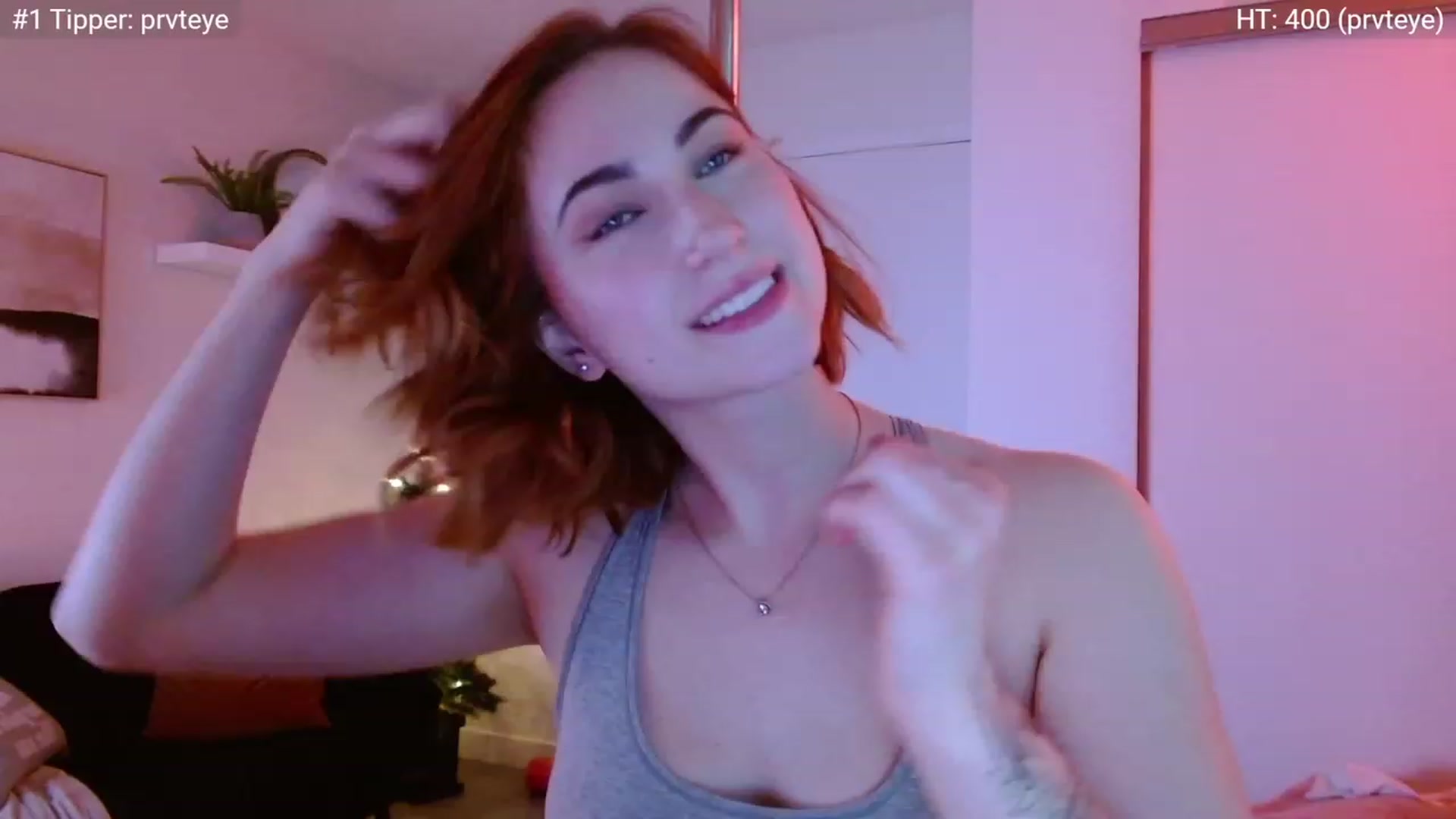 Gallery image thumbnail from JordynJaci's myfreecams stream on, 12/19/2022, 22:39 image 7 of 20