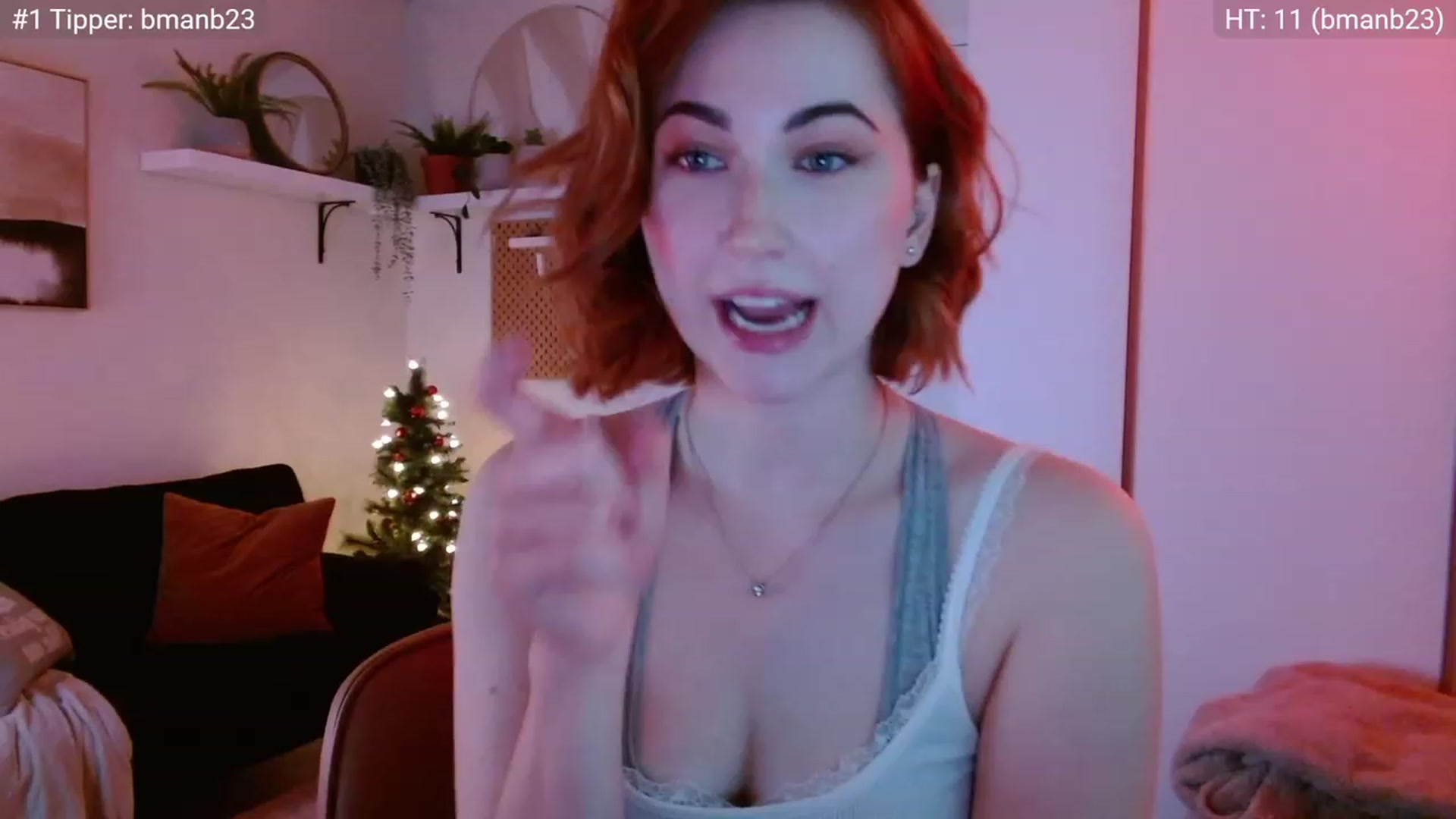 Gallery image thumbnail from JordynJaci's myfreecams stream on, 12/19/2022, 22:39 image 1 of 20