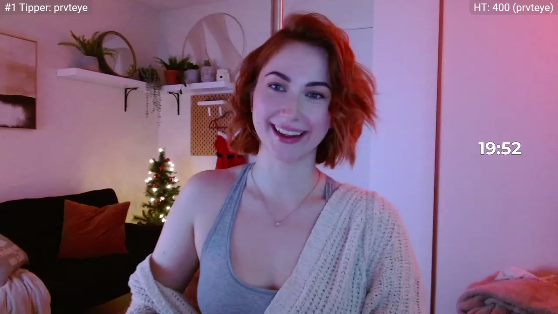 Gallery image thumbnail from JordynJaci's myfreecams stream on, 12/19/2022, 22:39 image 14 of 20