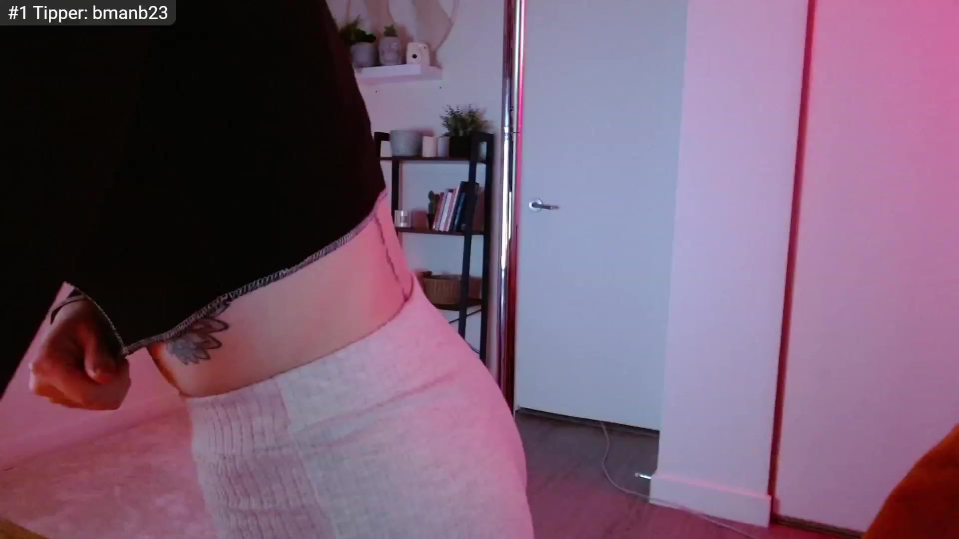 Gallery image thumbnail from JordynJaci's myfreecams stream on, 01/16/2023, 20:43 image 7 of 20
