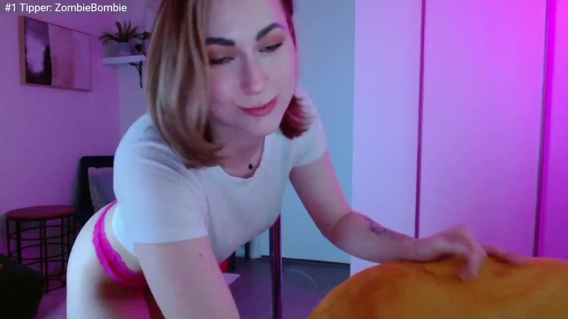 Gallery image thumbnail from JordynJaci's myfreecams stream on, 03/21/2023, 19:05 image 14 of 20