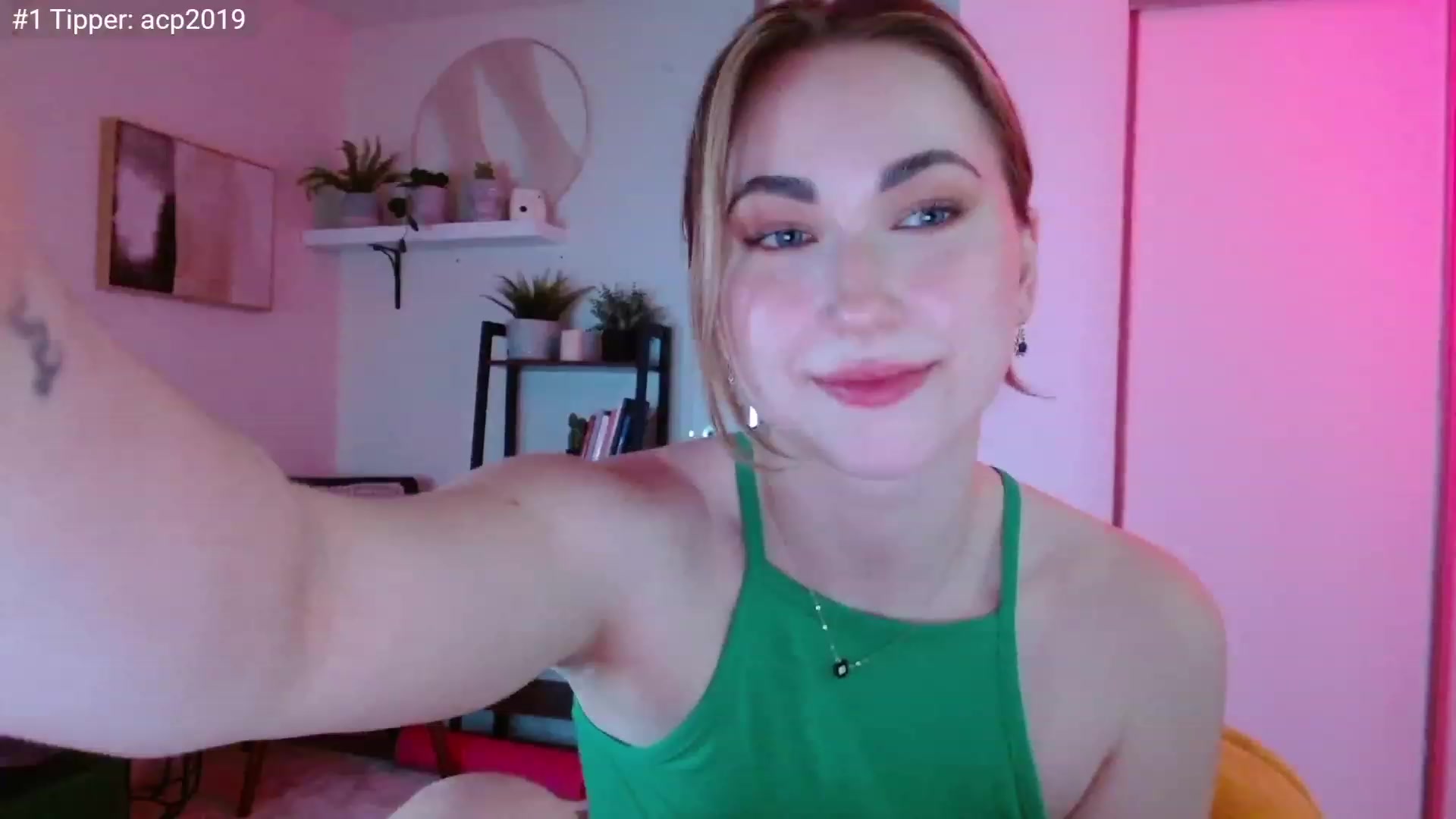 Gallery image thumbnail from JordynJaci's myfreecams stream on, 03/29/2023, 18:44 image 7 of 20