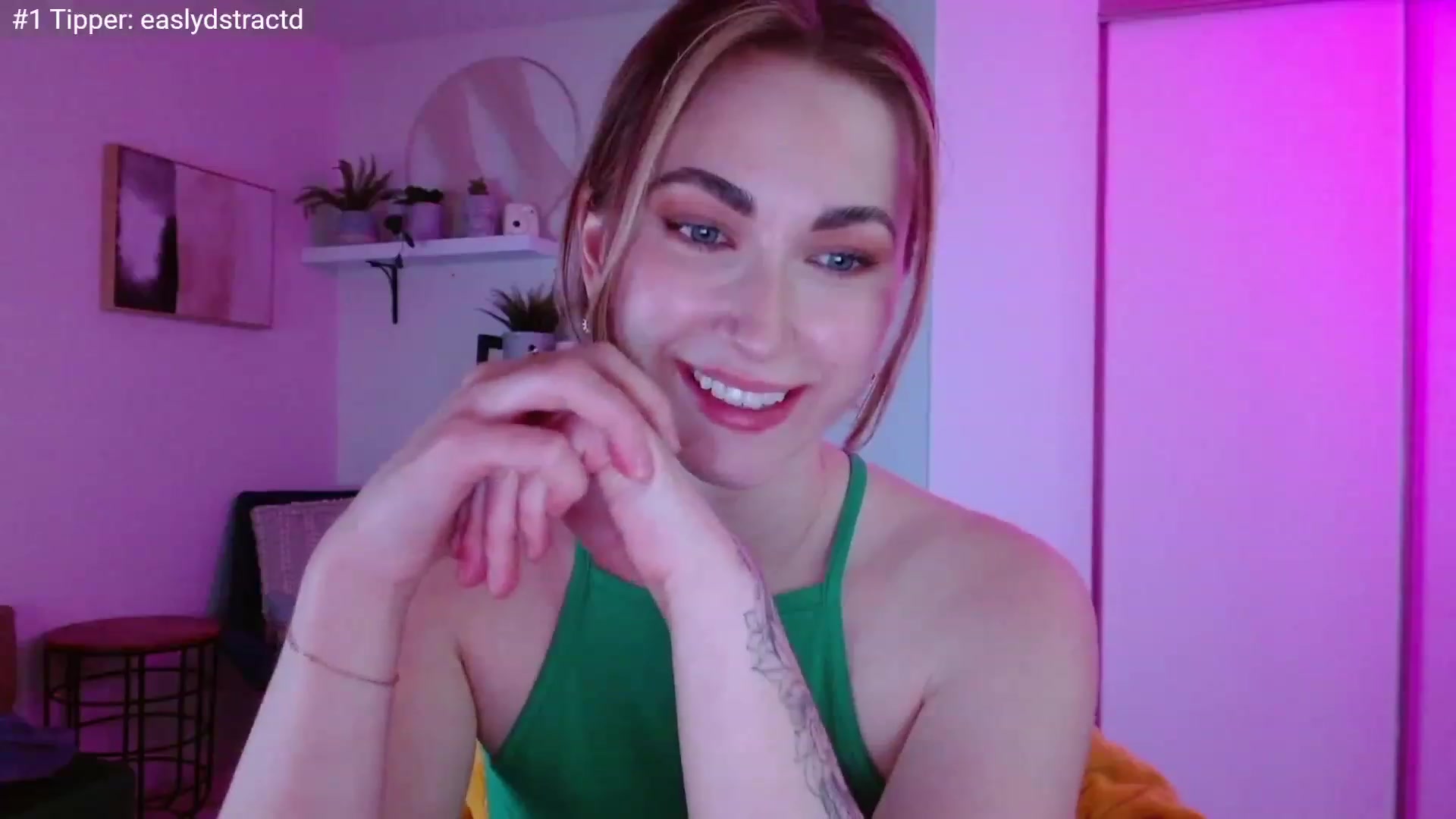 Gallery image thumbnail from JordynJaci's myfreecams stream on, 03/29/2023, 21:32 image 6 of 20