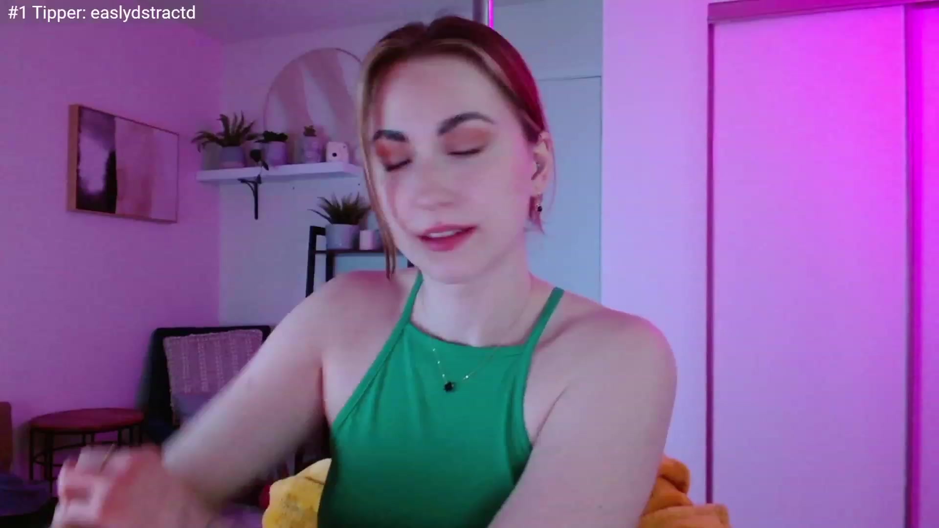 Gallery image thumbnail from JordynJaci's myfreecams stream on, 03/29/2023, 21:32 image 15 of 20