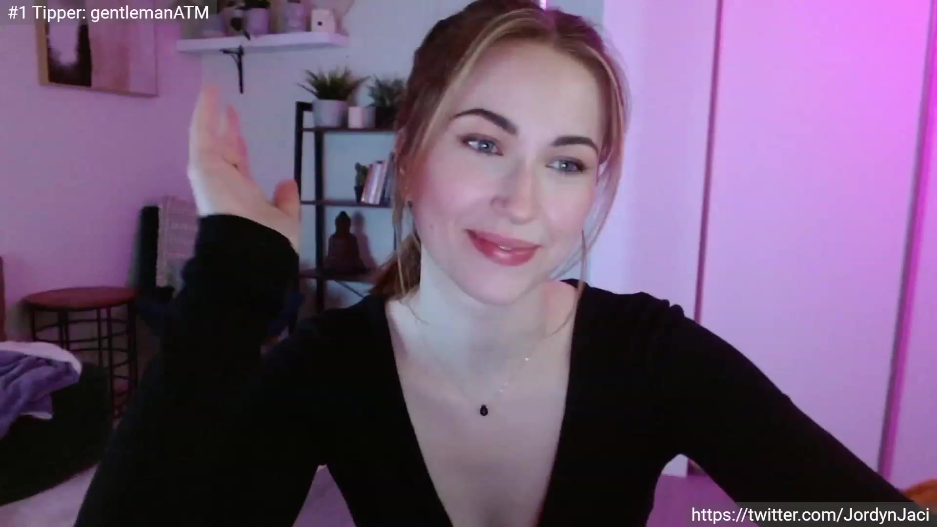 Gallery image thumbnail from JordynJaci's myfreecams stream on, 04/07/2023, 18:33 image 5 of 20