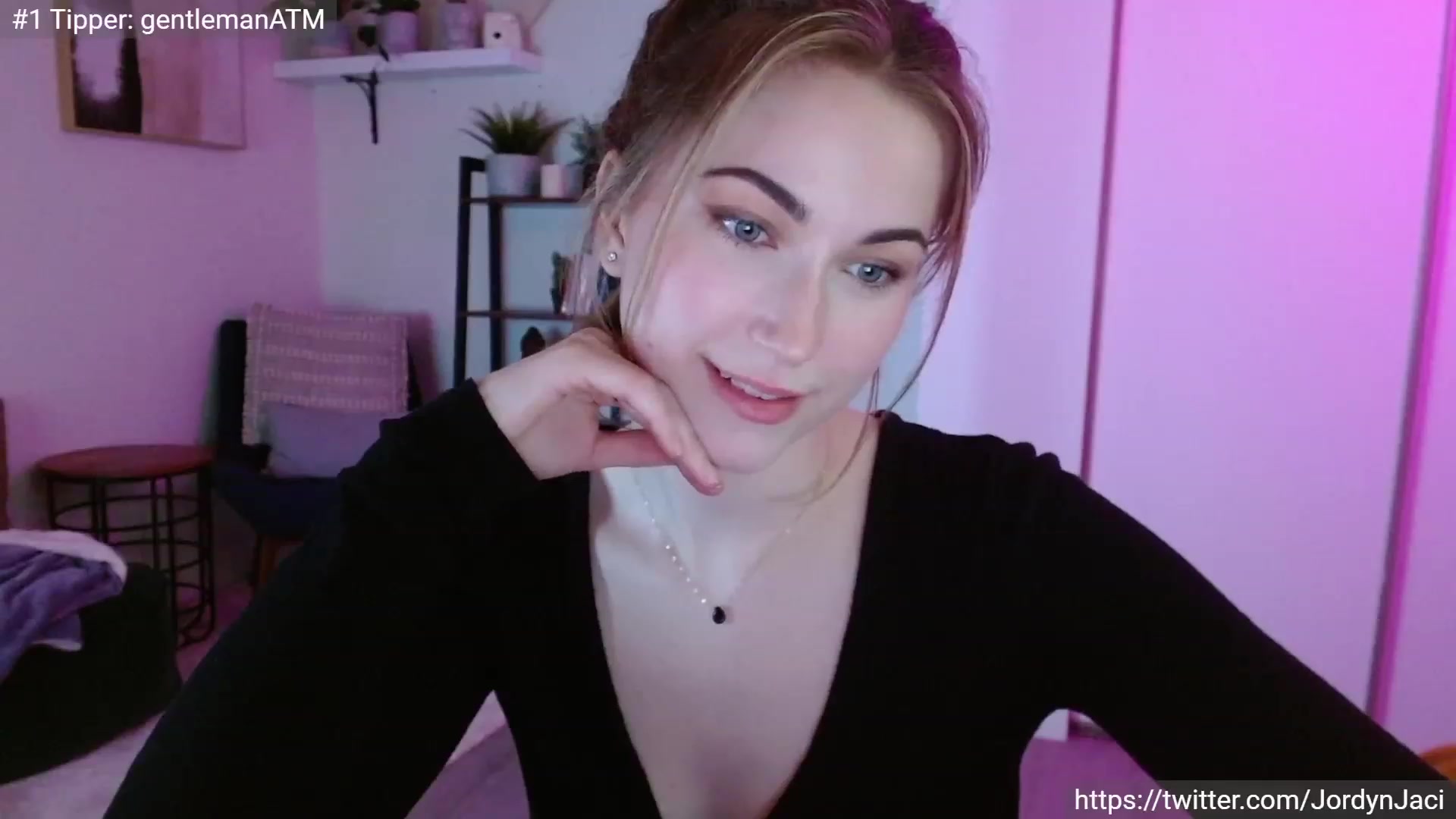 Gallery image thumbnail from JordynJaci's myfreecams stream on, 04/07/2023, 18:33 image 7 of 20