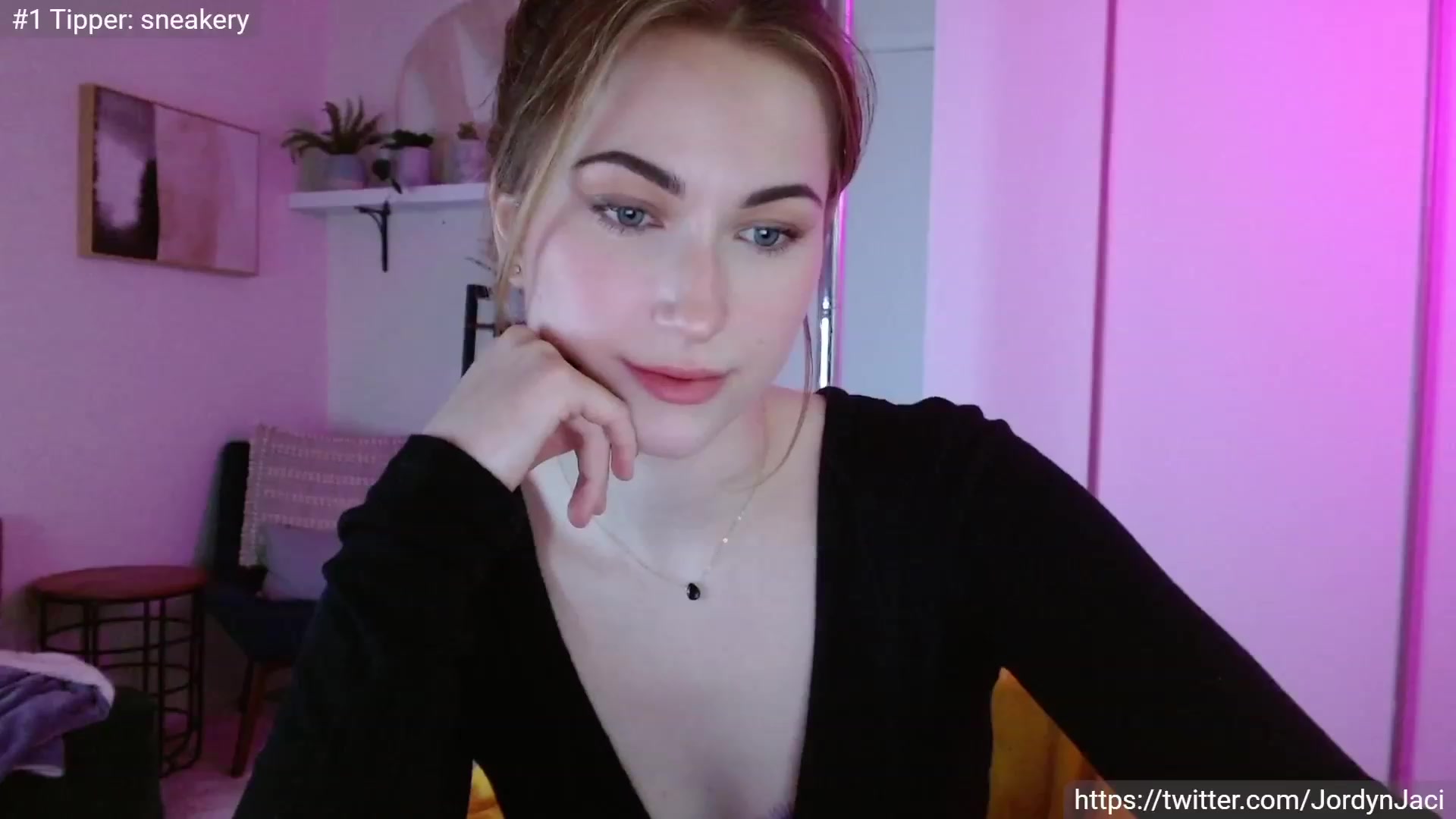 Gallery image thumbnail from JordynJaci's myfreecams stream on, 04/07/2023, 21:05 image 4 of 20
